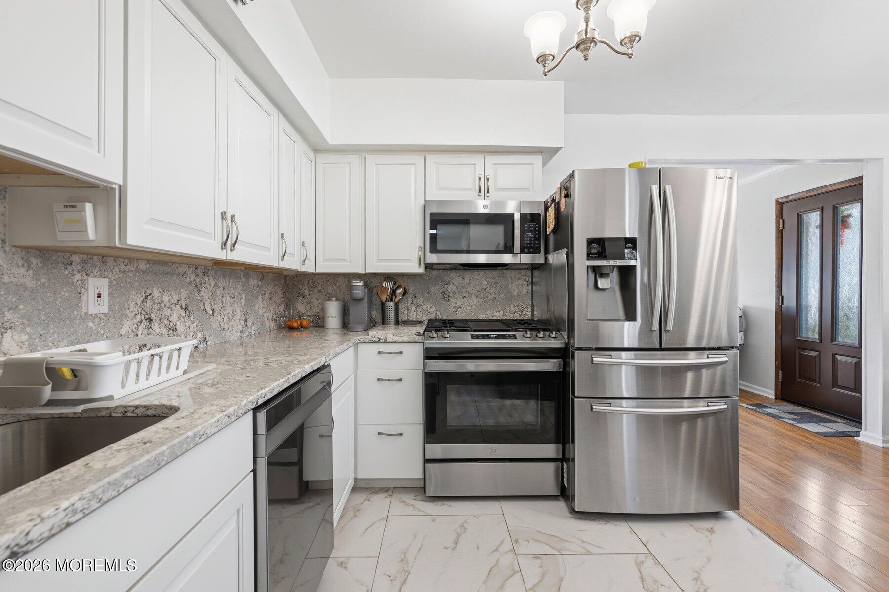 52 Galewood Drive 637 Image 4