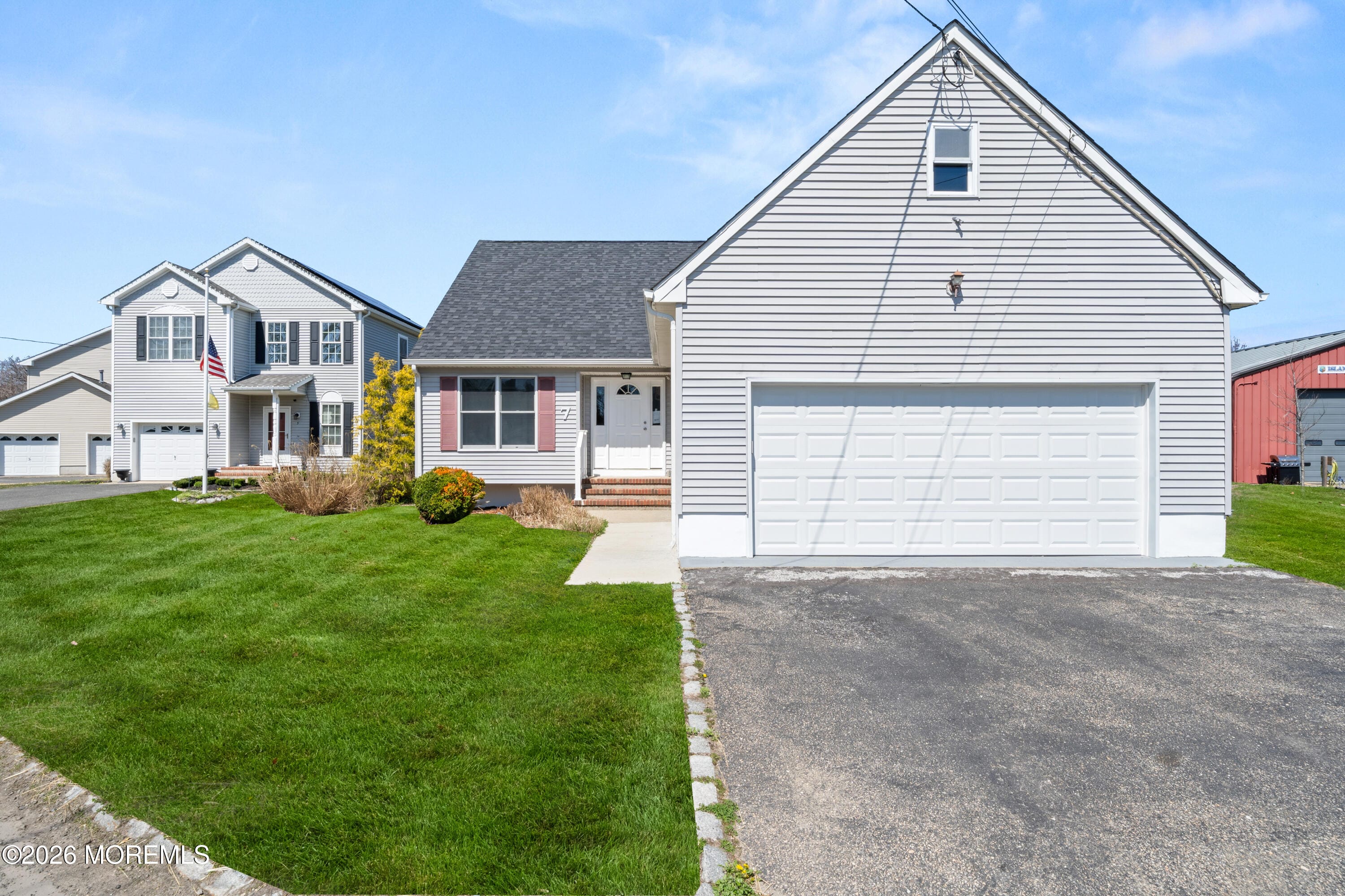 7 Lake Avenue, Island Heights, NJ, 08732