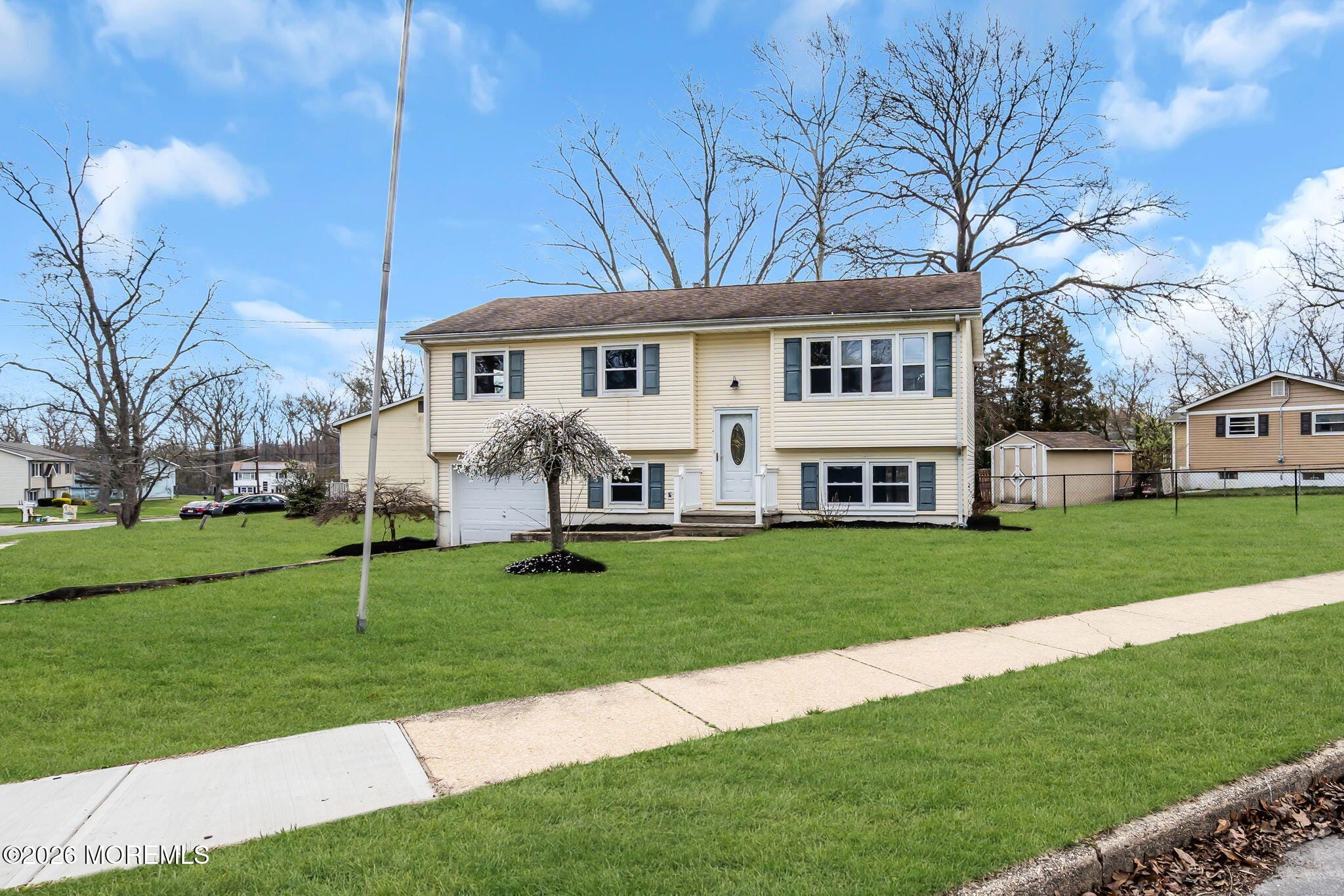 7 Spruce Terrace Image 2