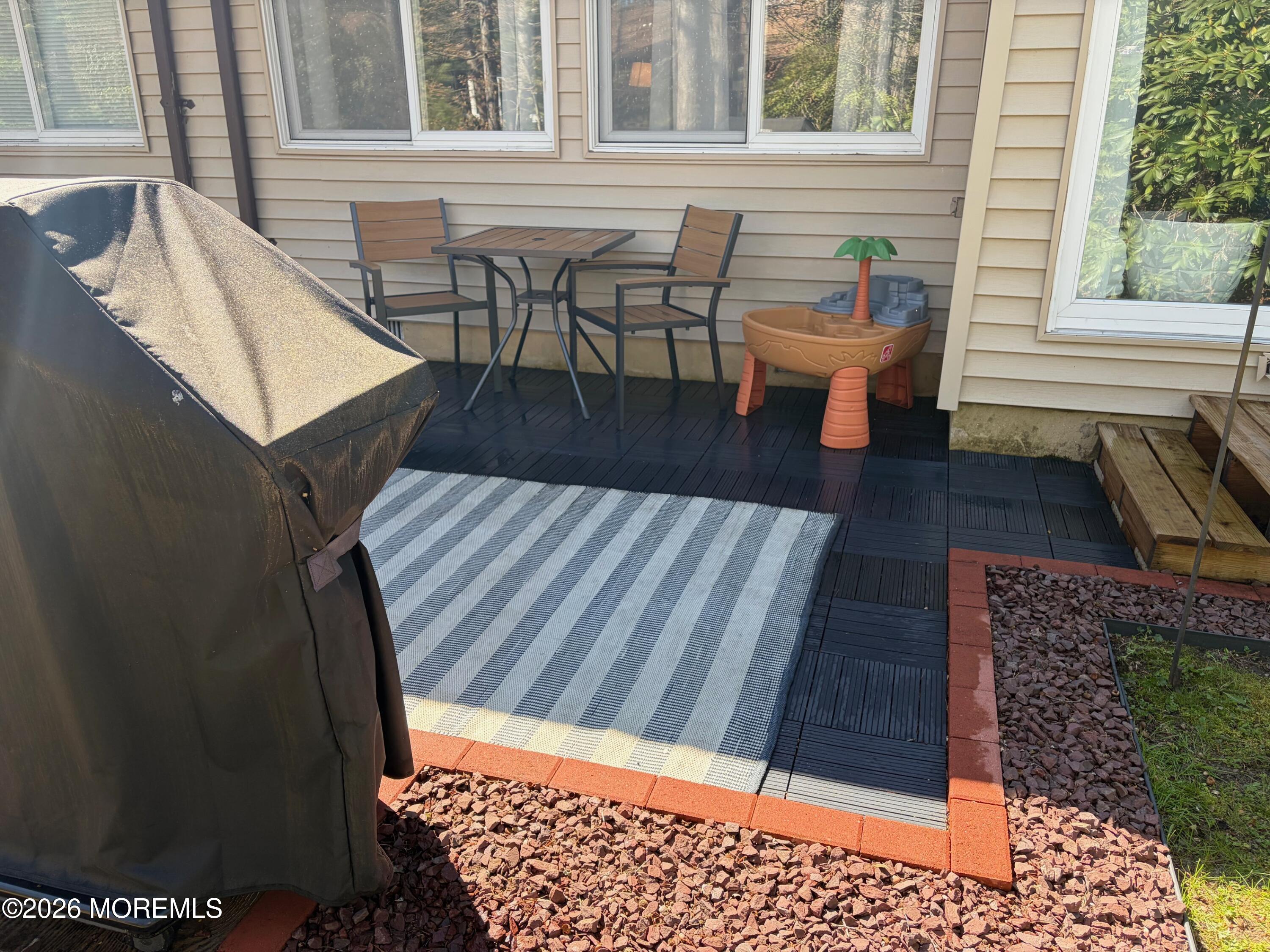 103 Middle Holly Lane Image 5