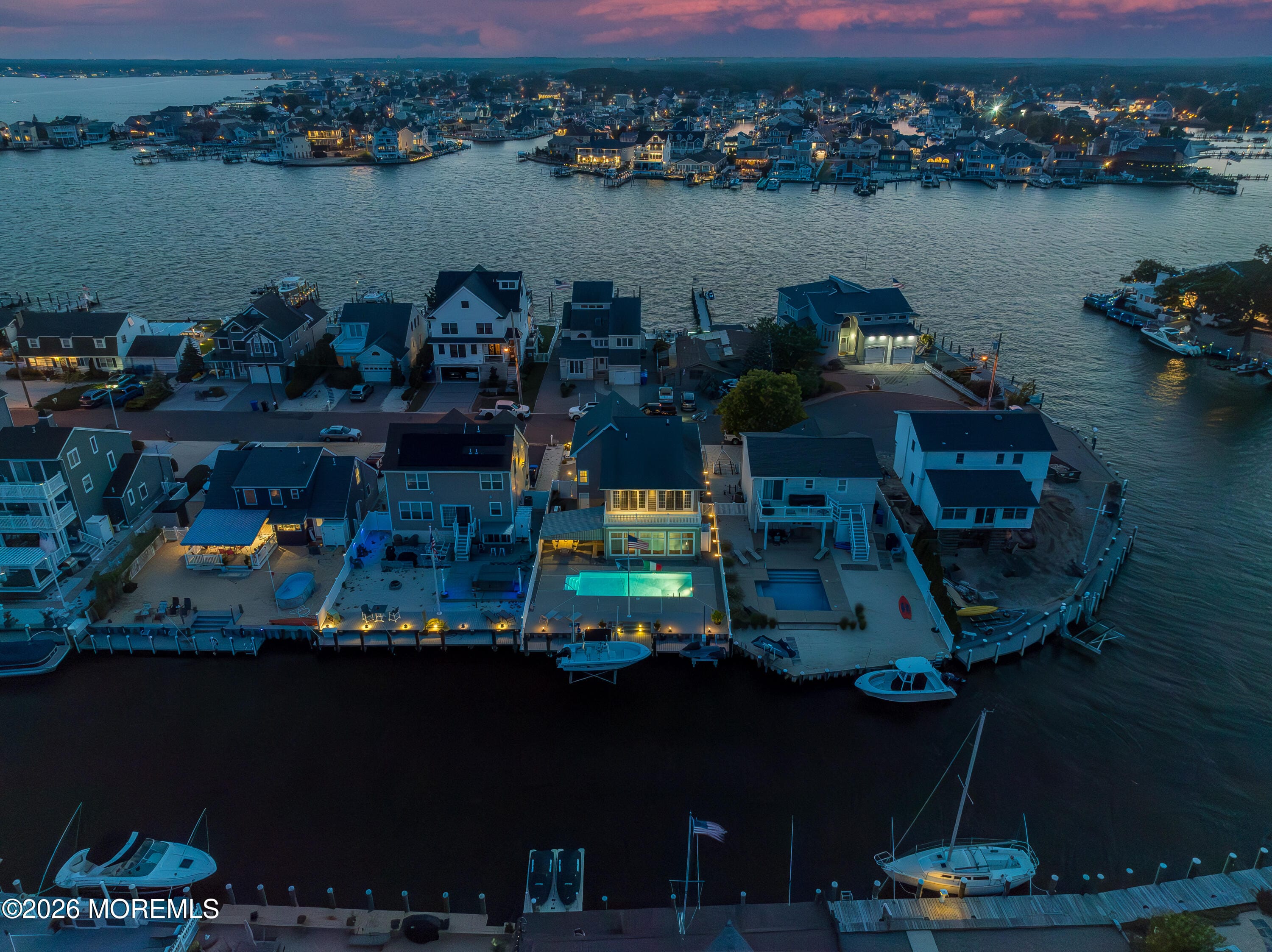 506 Bayview Drive Image 3