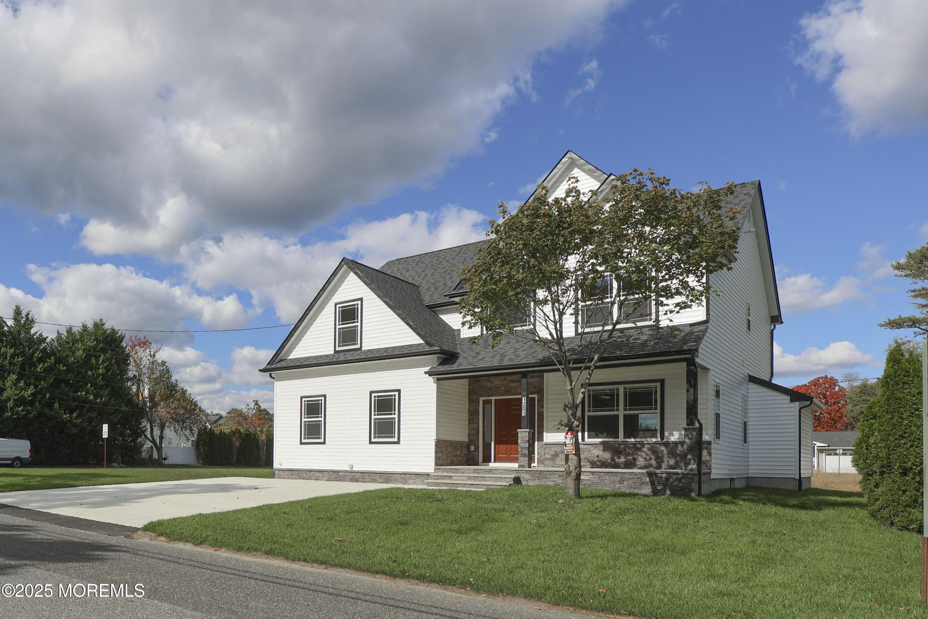 1201 1st Avenue Image 2