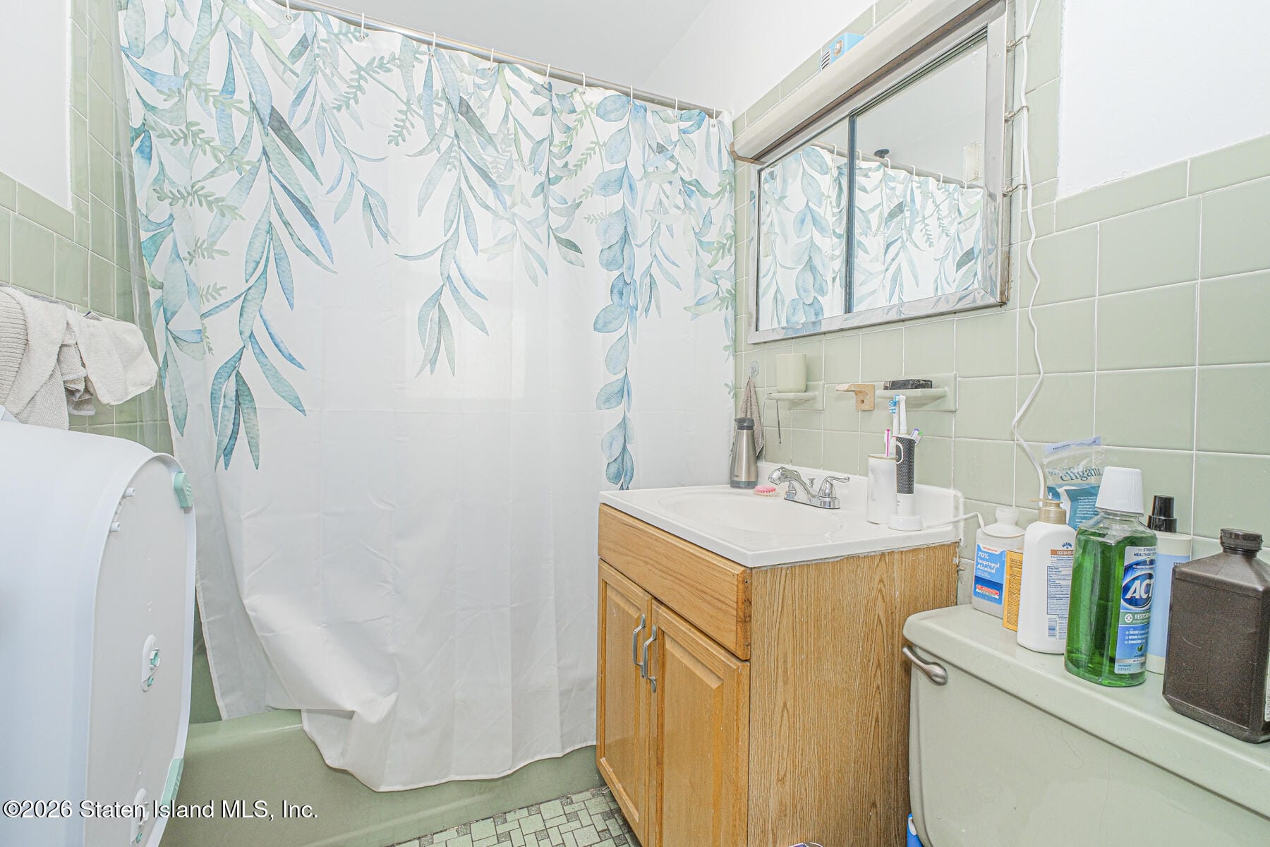 21-05 30th Avenue Image 4