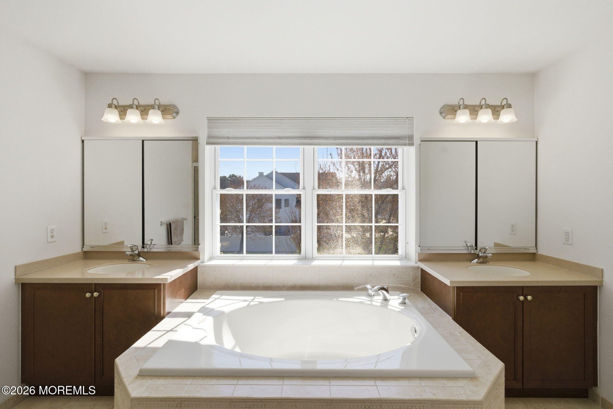 20 Royal Lane, Howell, NJ, 07731 image 33