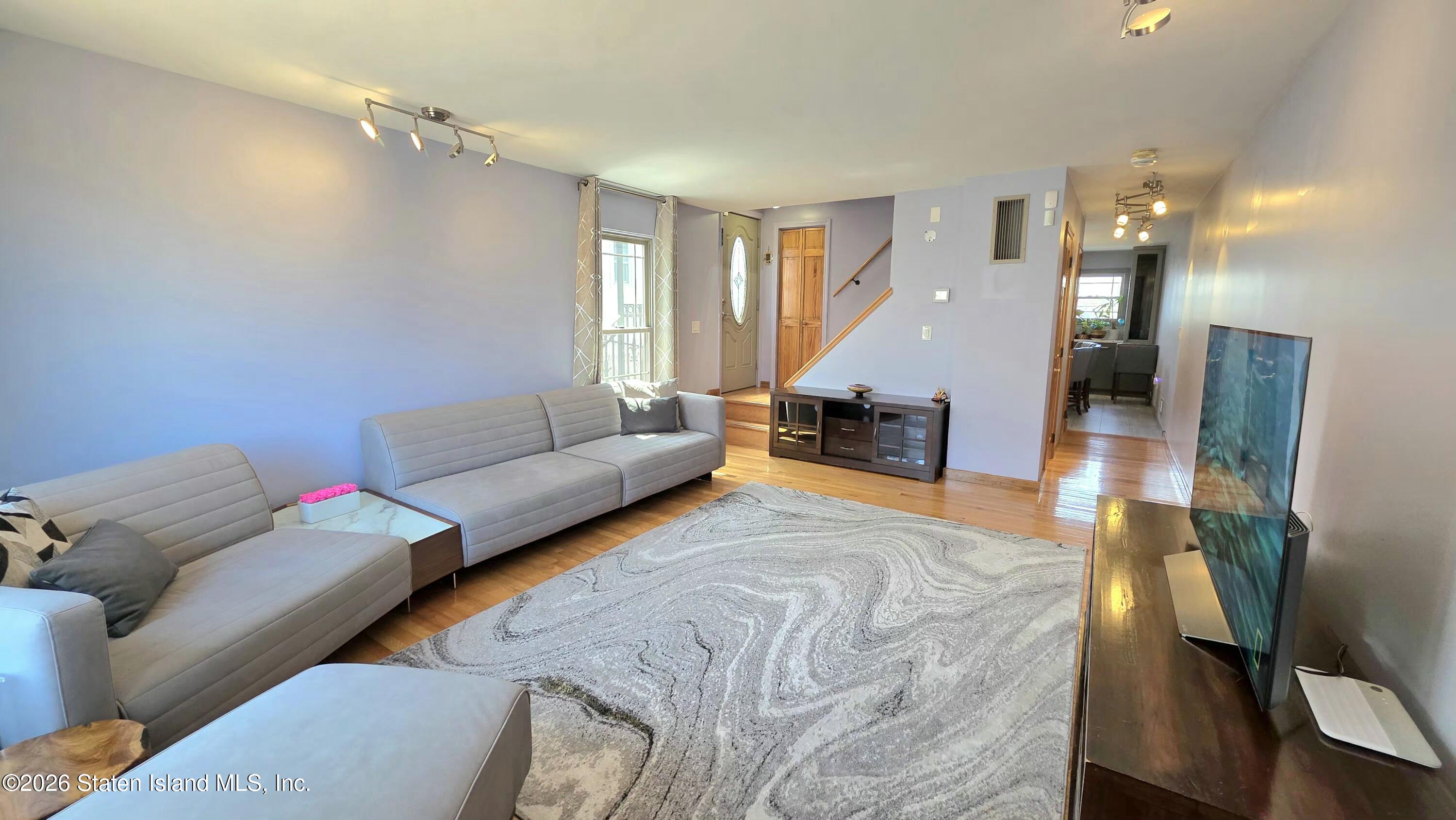 44 Cortelyou Avenue Image 5