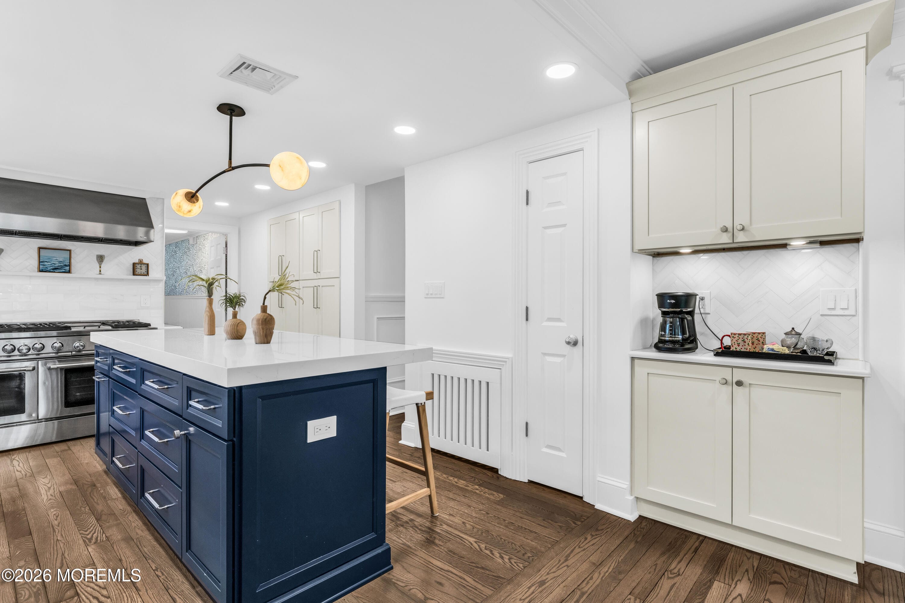 1 N Cherry Lane Image 5