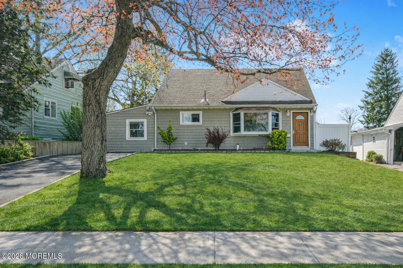 7 Walnut Lane Image 1