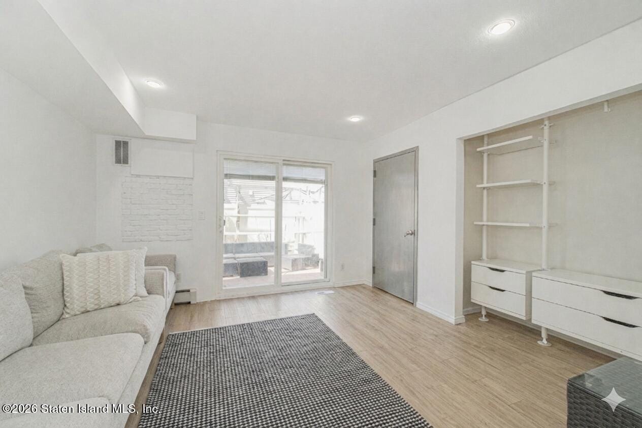 210 Tennyson Drive, Staten Island, NY, 10308 image 23