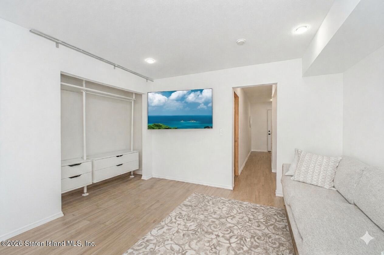 210 Tennyson Drive, Staten Island, NY, 10308 image 22