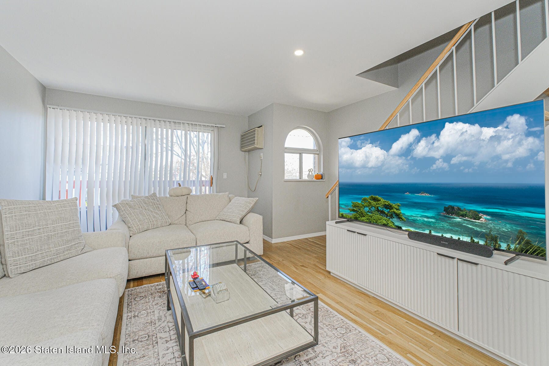 210 Tennyson Drive Image 5