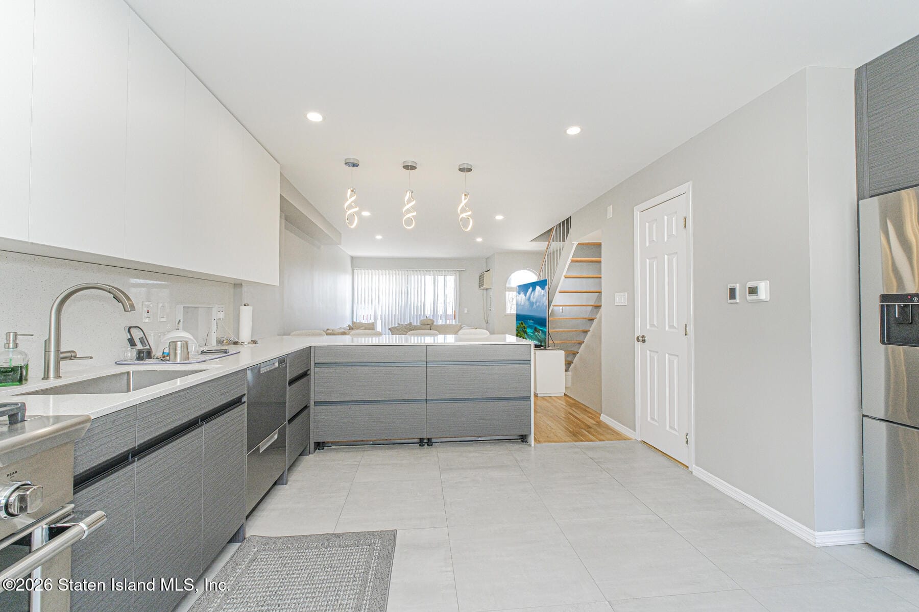 210 Tennyson Drive, Staten Island, NY, 10308 image 9