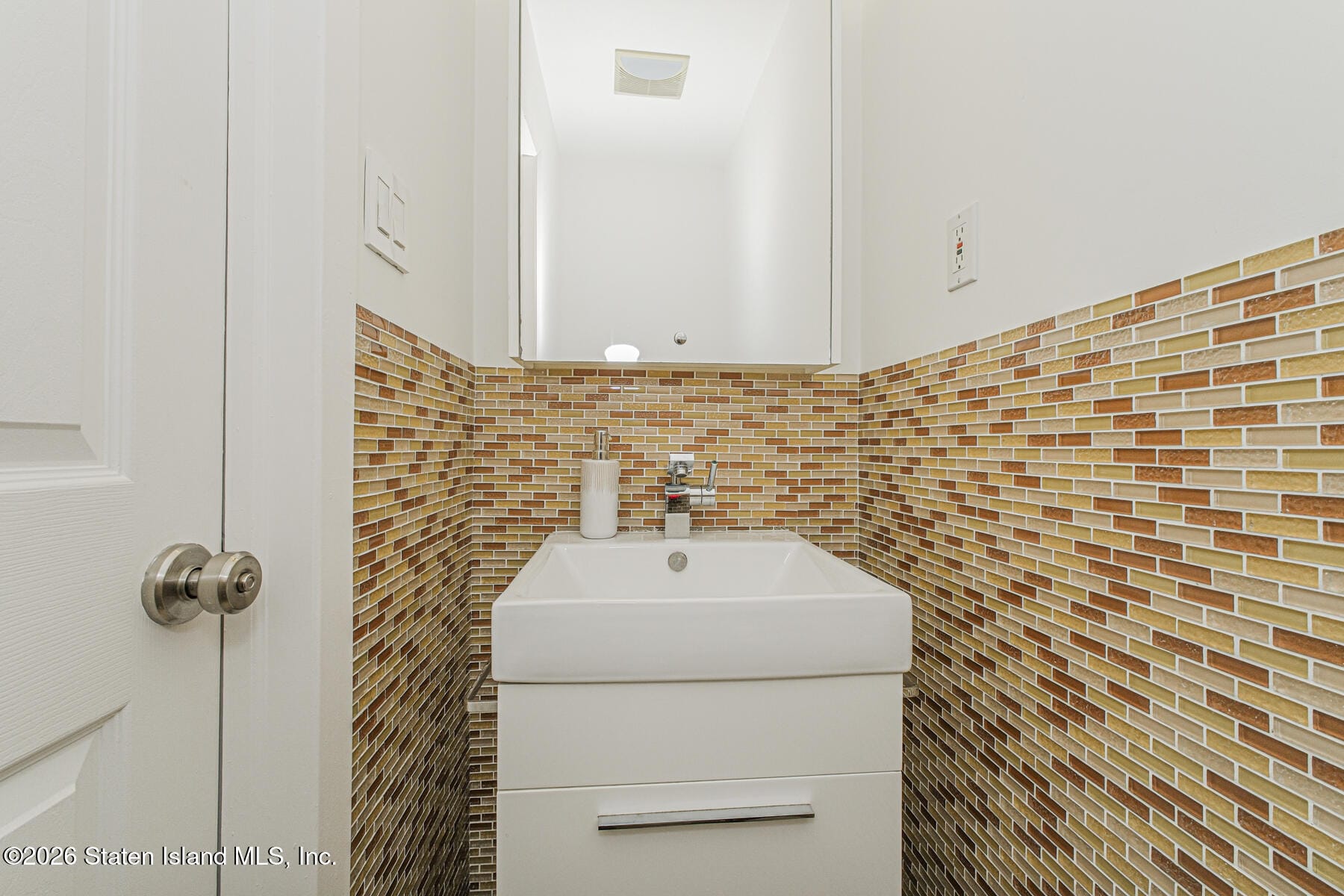 210 Tennyson Drive, Staten Island, NY, 10308 image 10