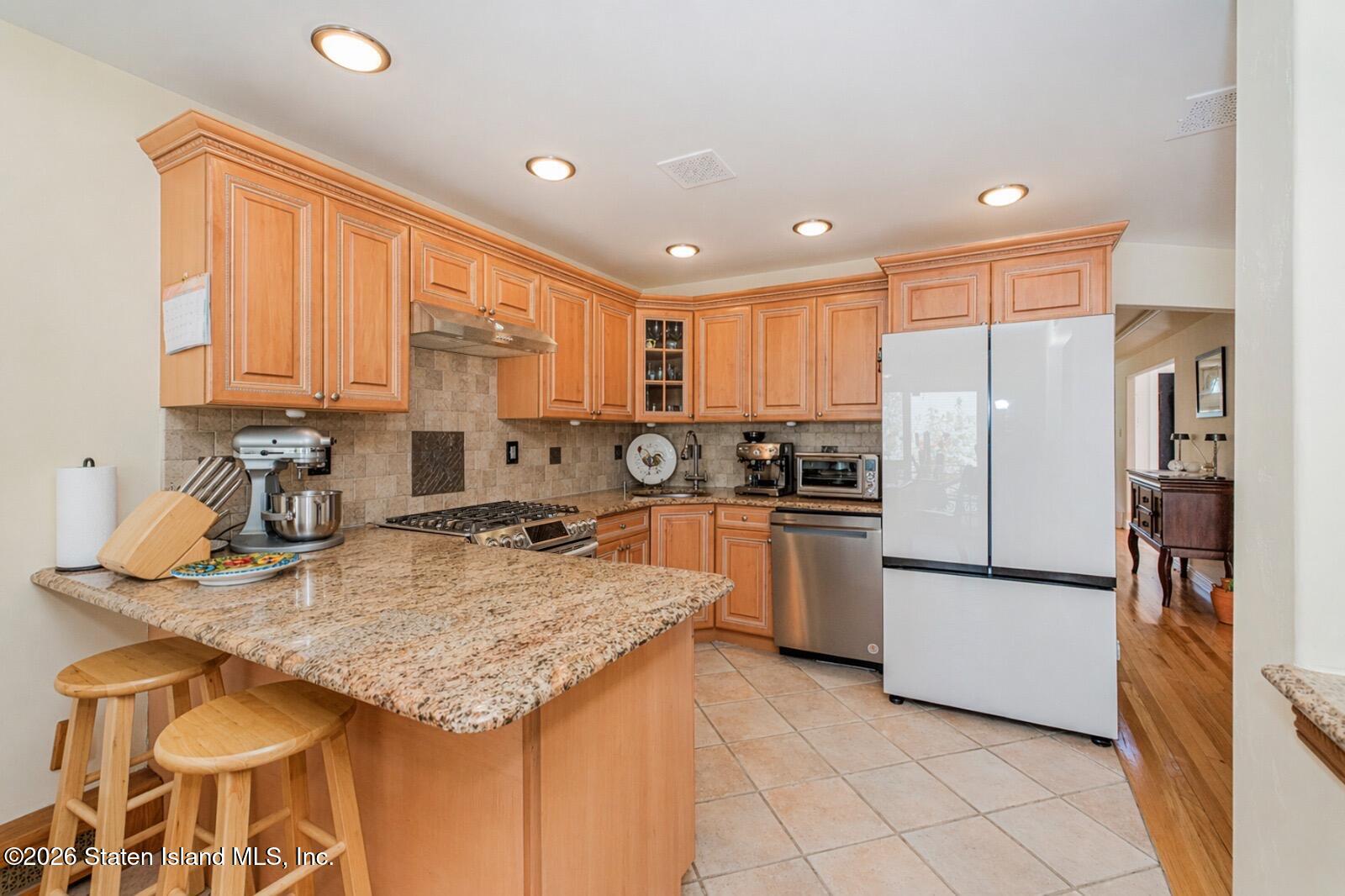 115 Covington Circle, Staten Island, NY, 10312 image 16