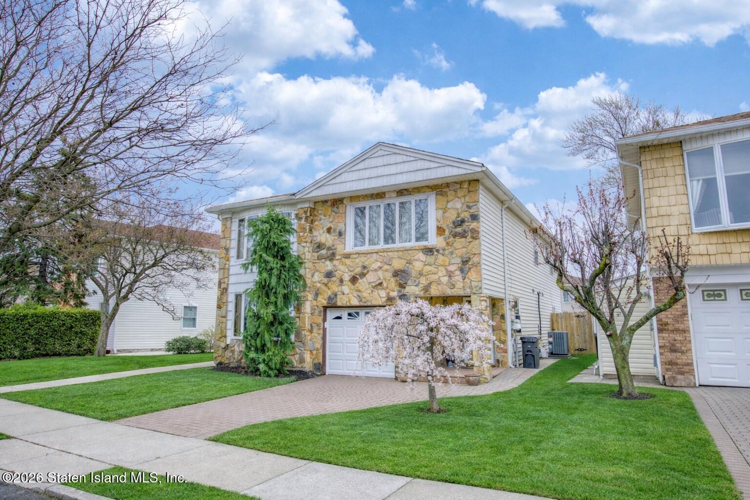 132 Forest Street, Staten Island, NY, 10314 image 31