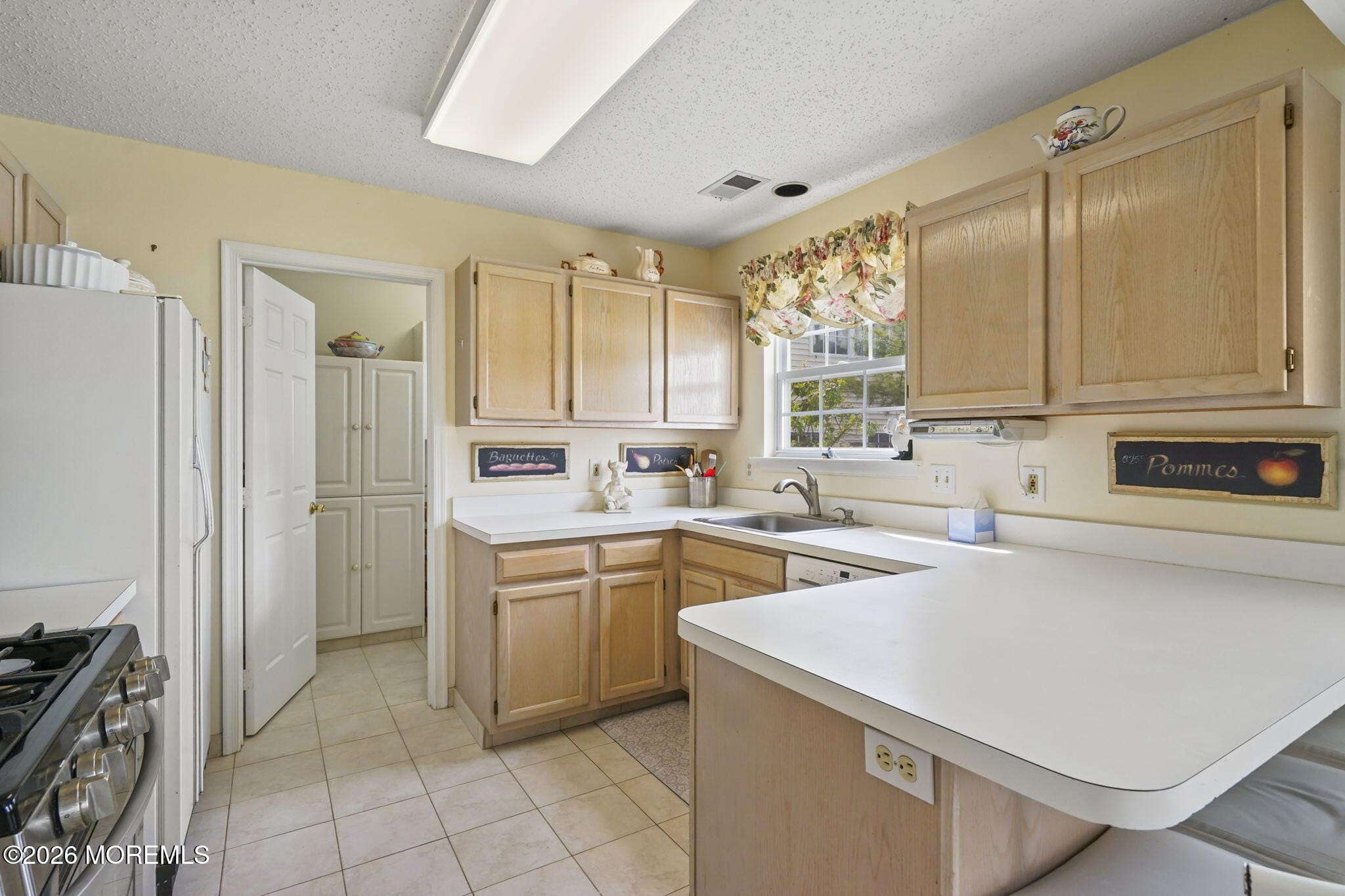 26 Tall Oaks Court, Old Bridge, NJ, 08857 image 11