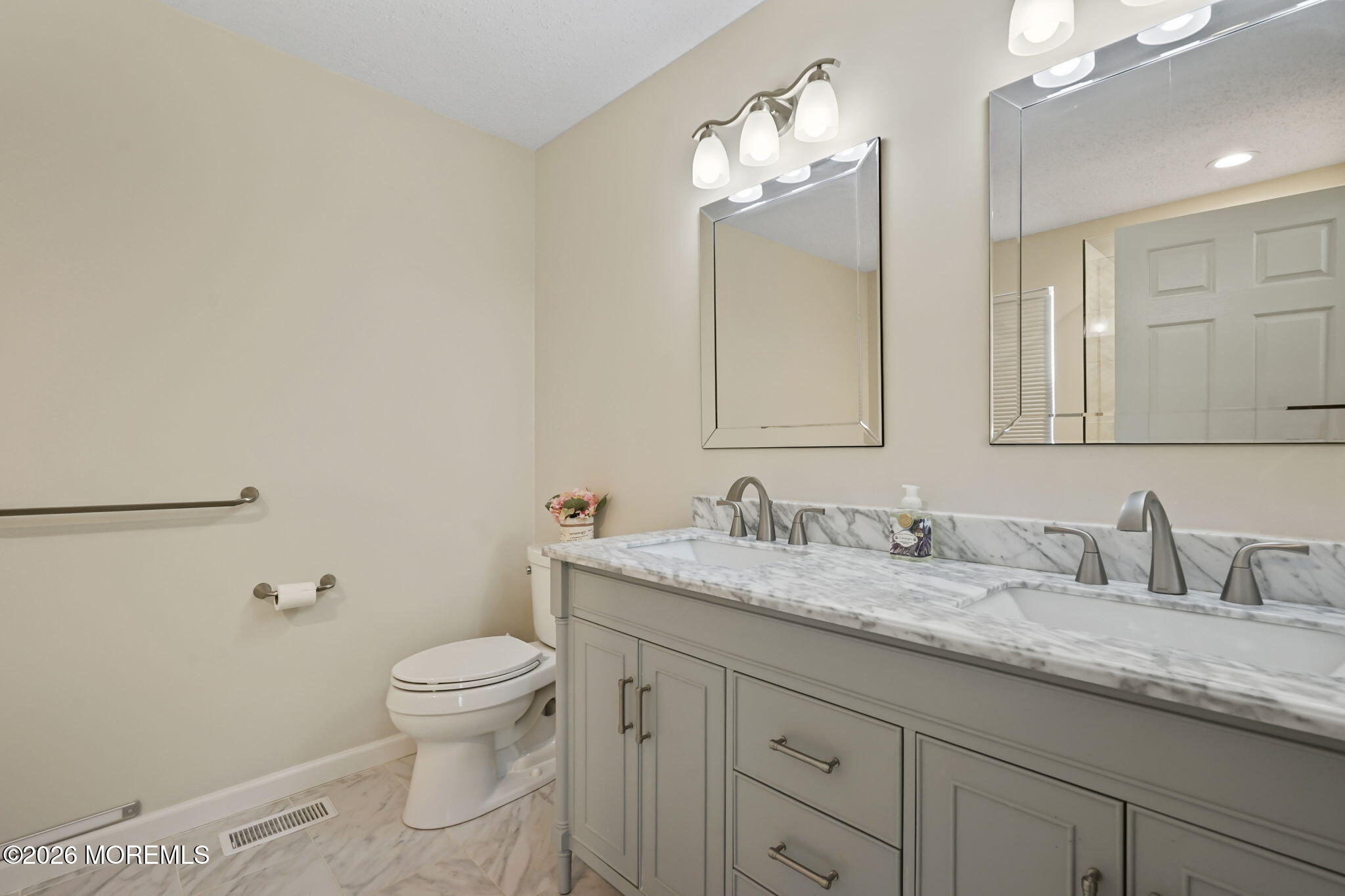 26 Tall Oaks Court, Old Bridge, NJ, 08857 image 21