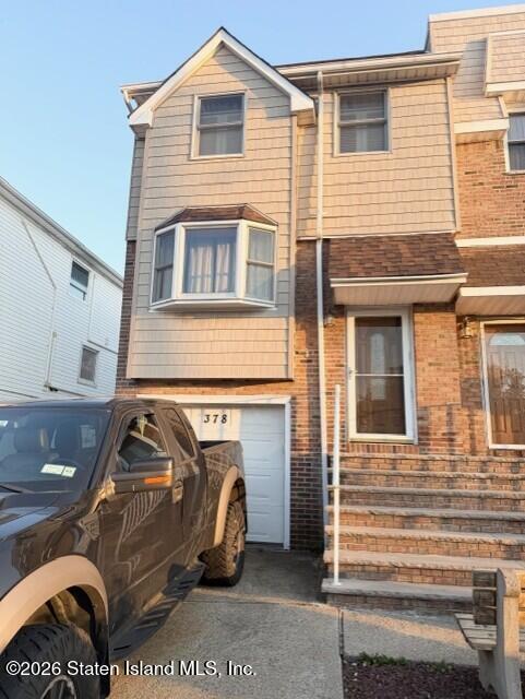 378 Gurley Avenue Image 4