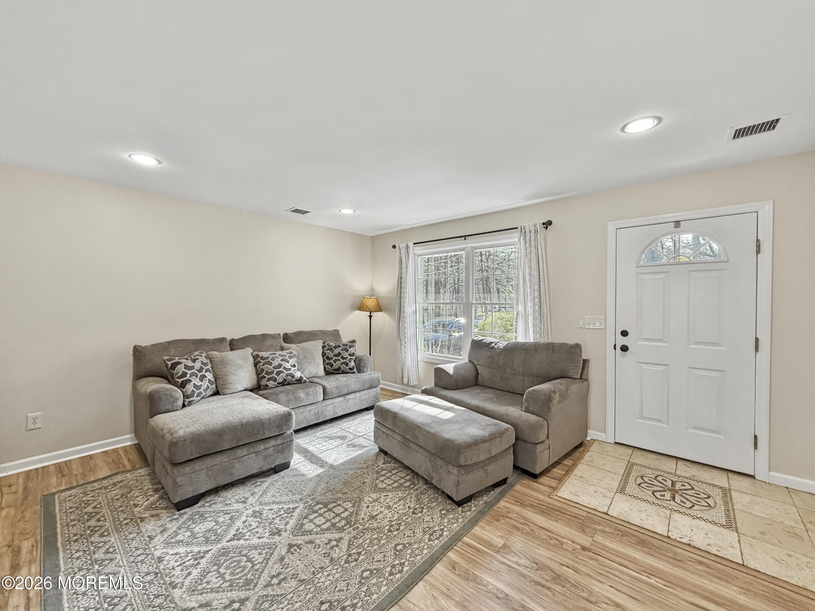 239 Crescent Avenue Image 5