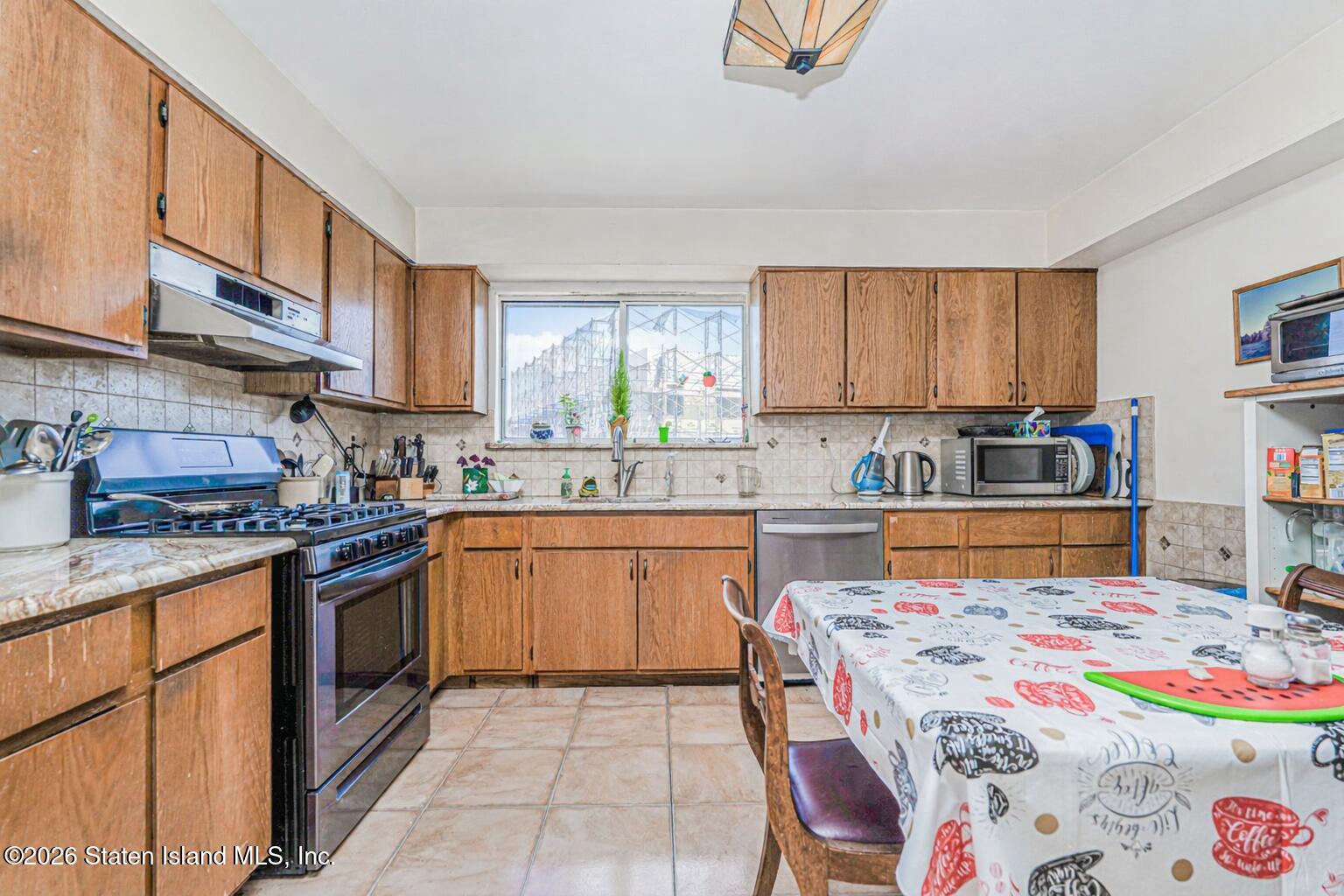 47 Tappen Court, Staten Island, NY, 10304 image 7