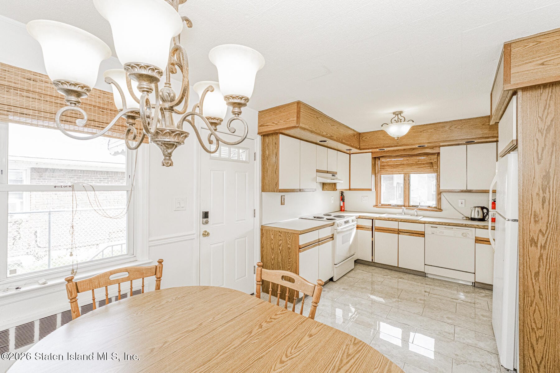 121 Evergreen Avenue, Staten Island, NY, 10305 image 8