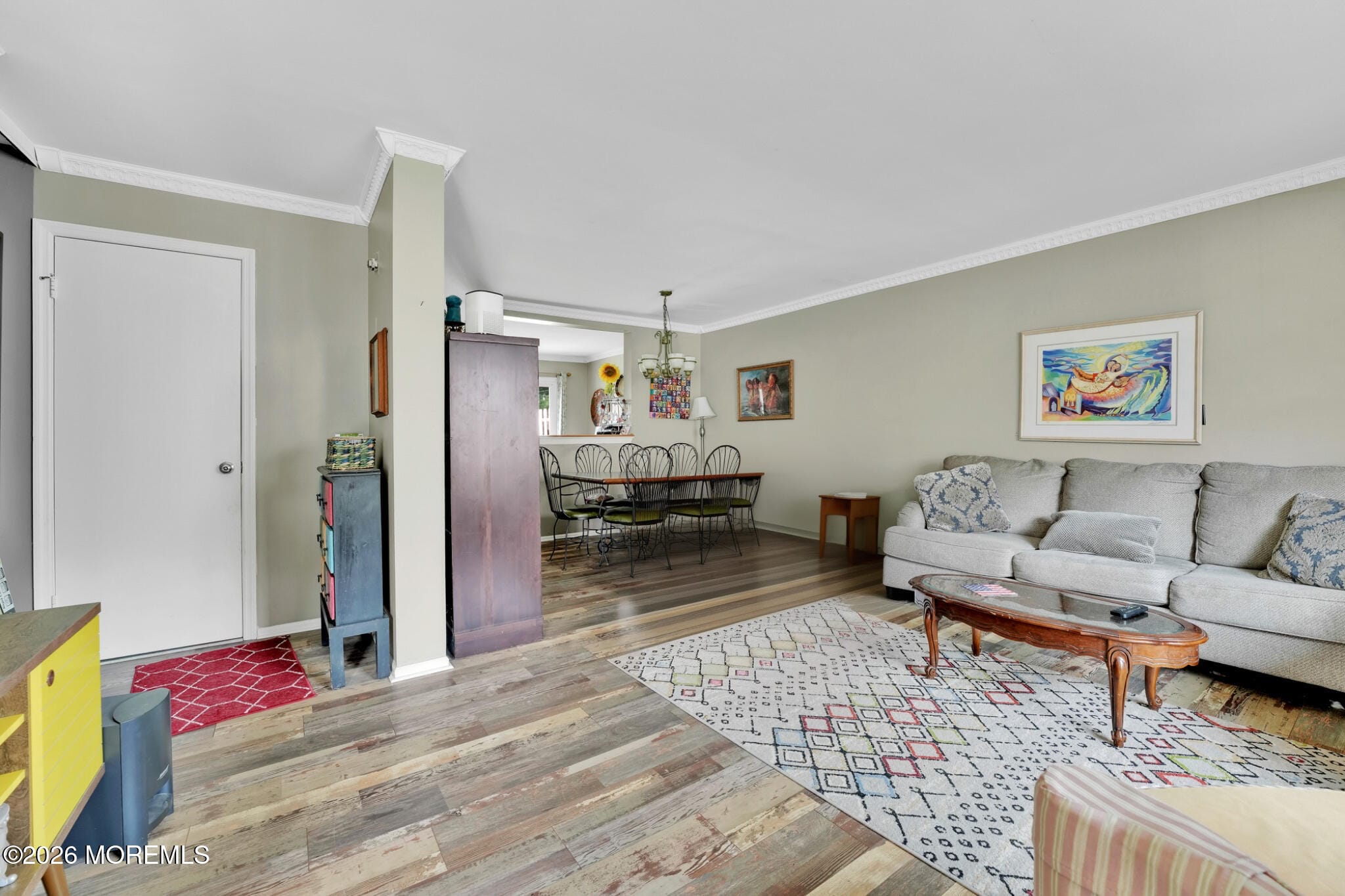 121 Joan Court Image 4