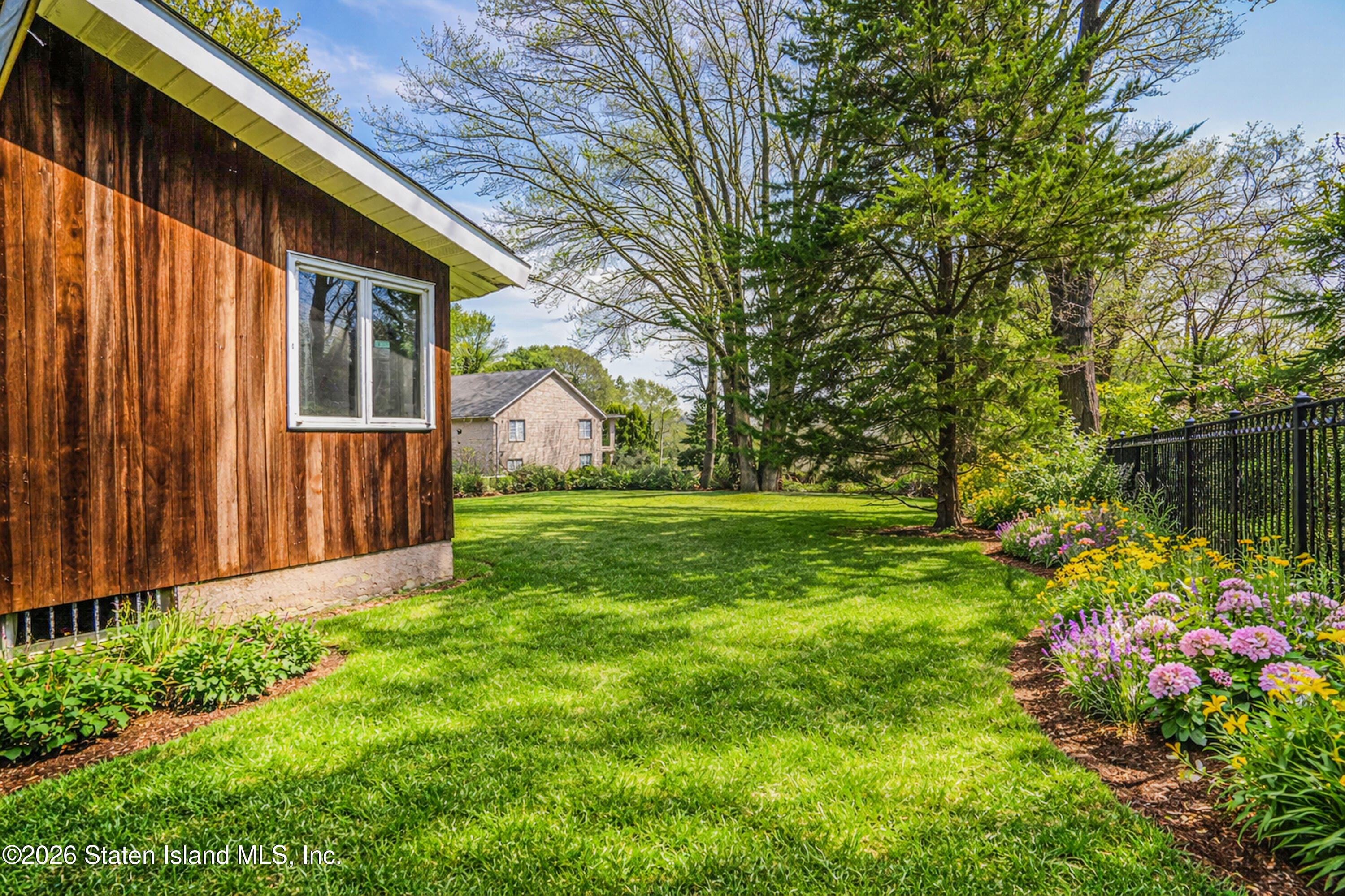 18 Emerson Avenue P Image 4