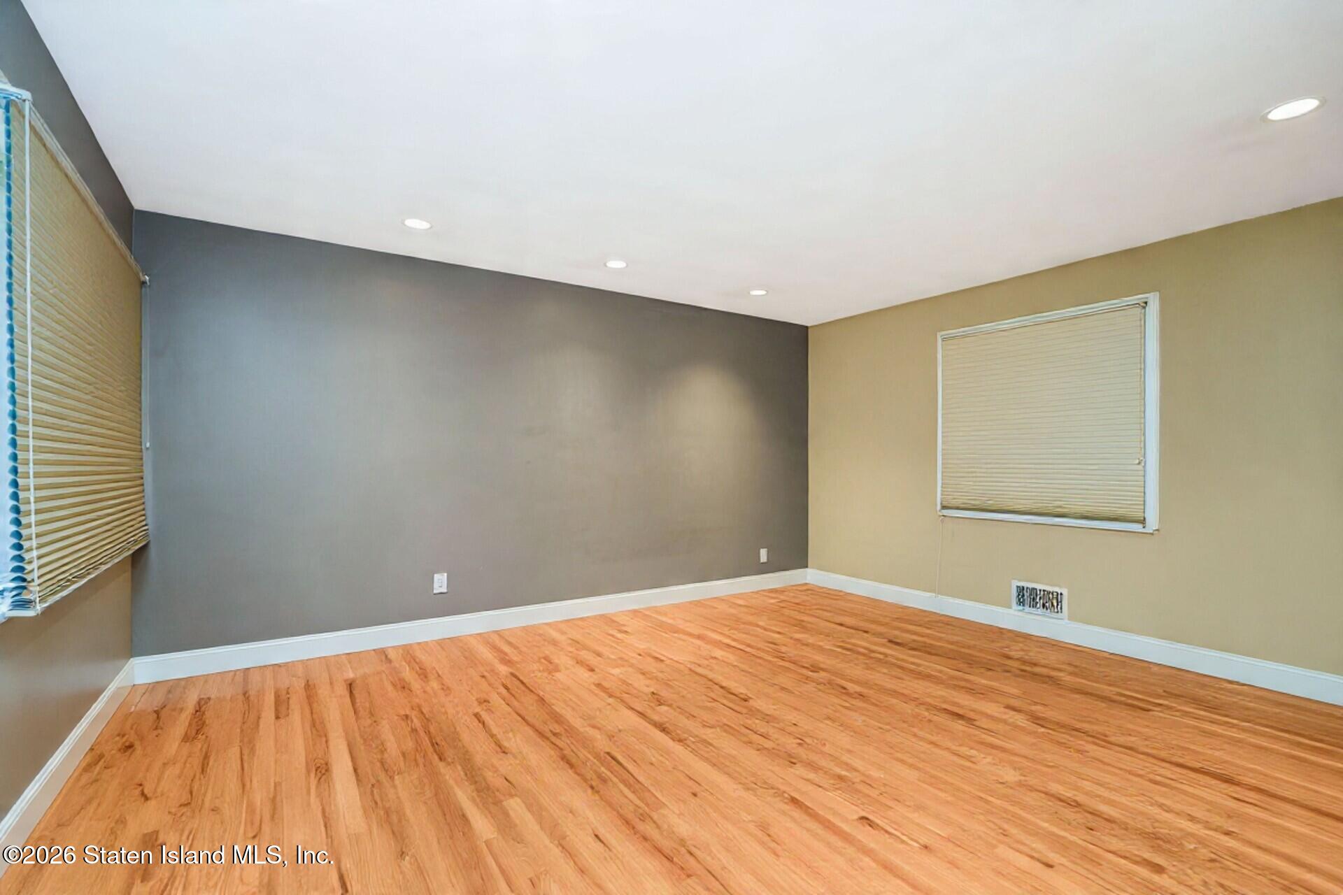 18 Emerson Avenue, Staten Island, NY, 10301 image 9