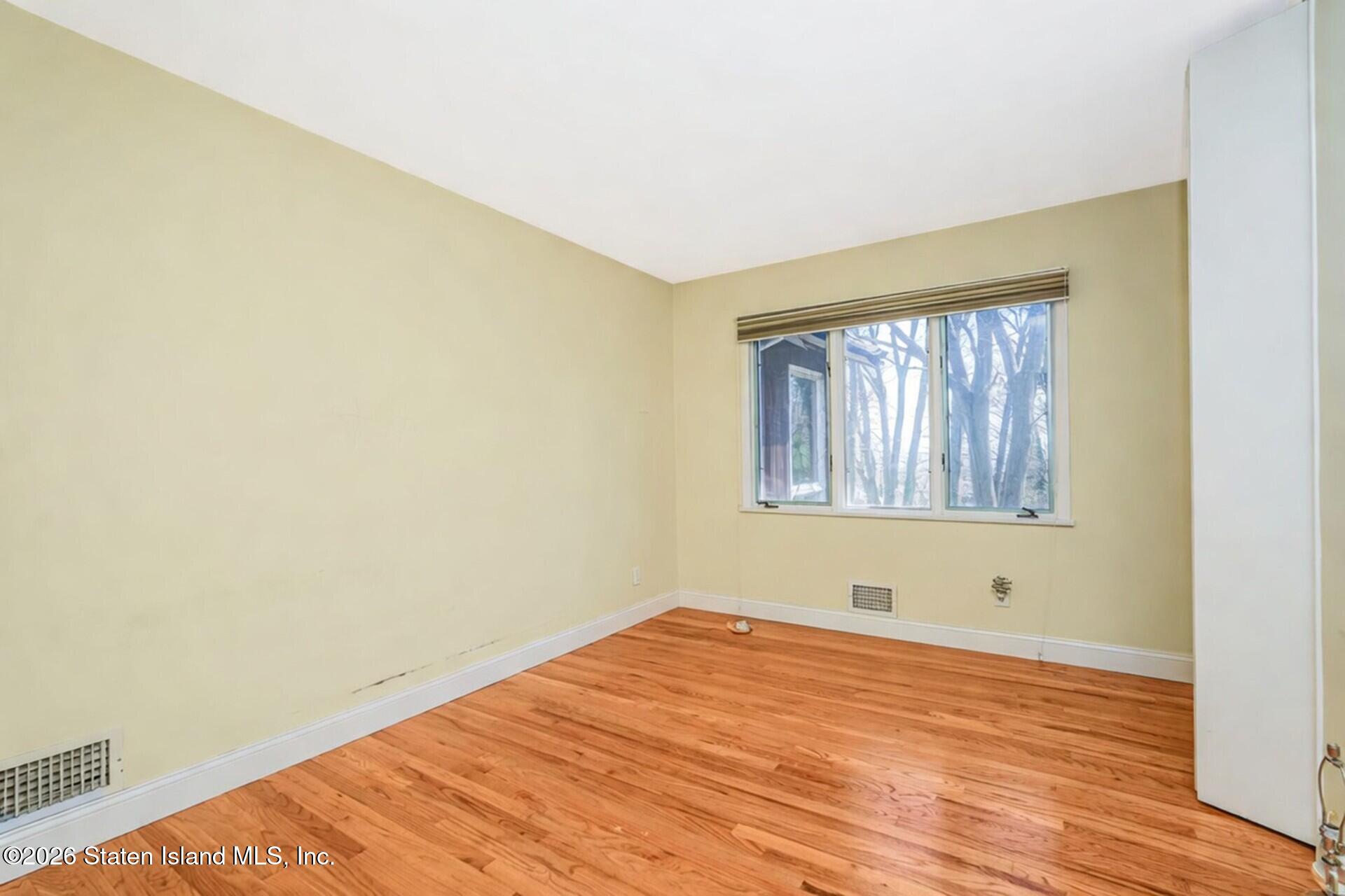 18 Emerson Avenue, Staten Island, NY, 10301 image 10