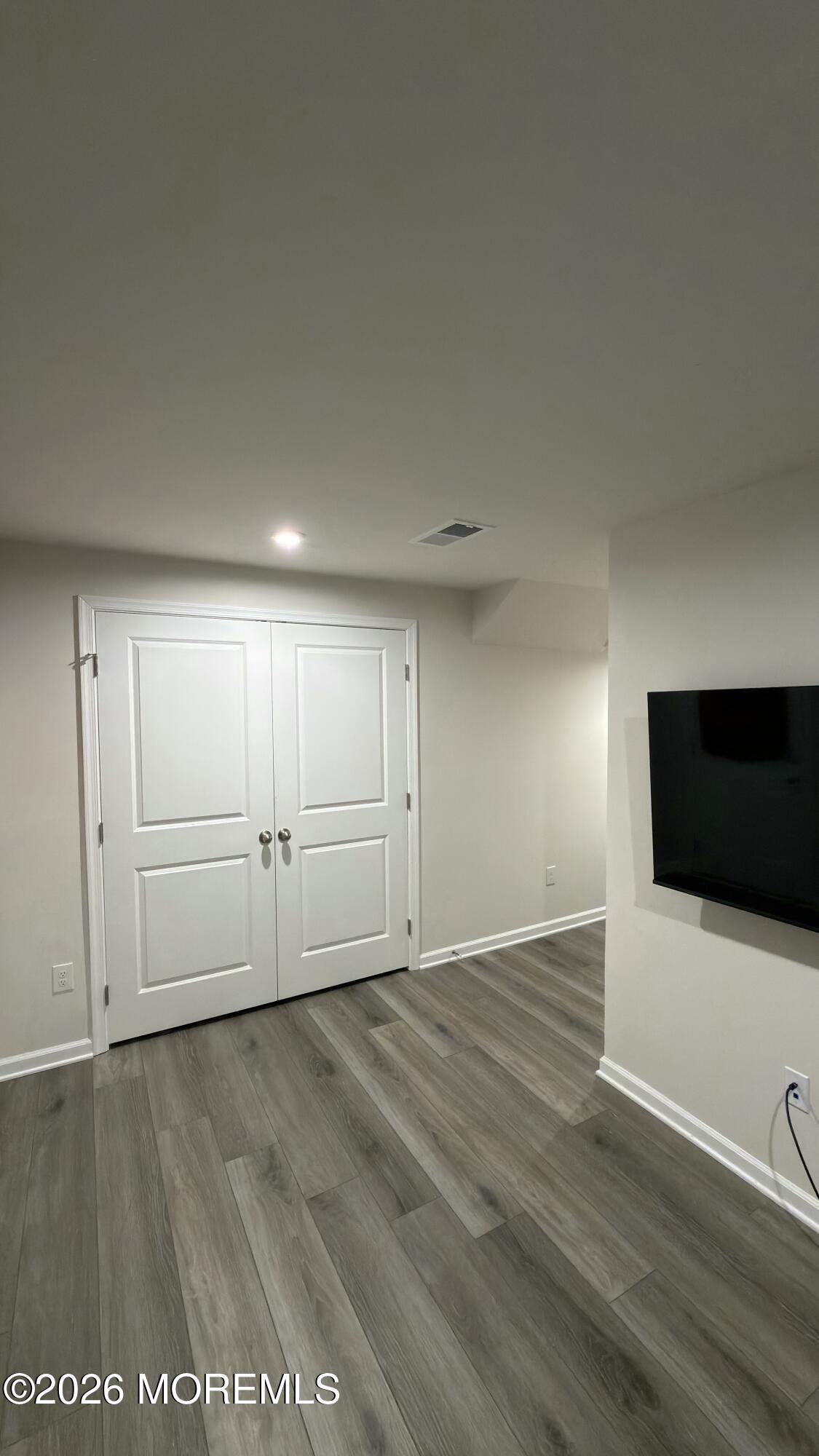 601 Cyprus Court Image 5