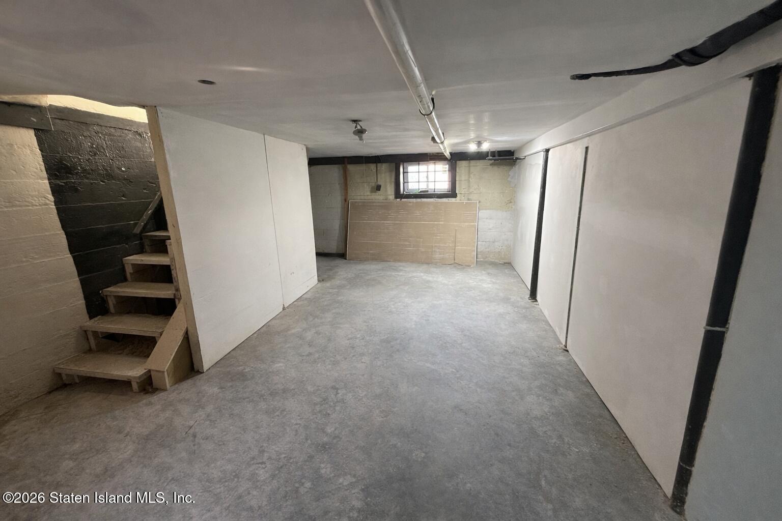 19 Lakeview Terrace, Staten Island, NY, 10305 image 9