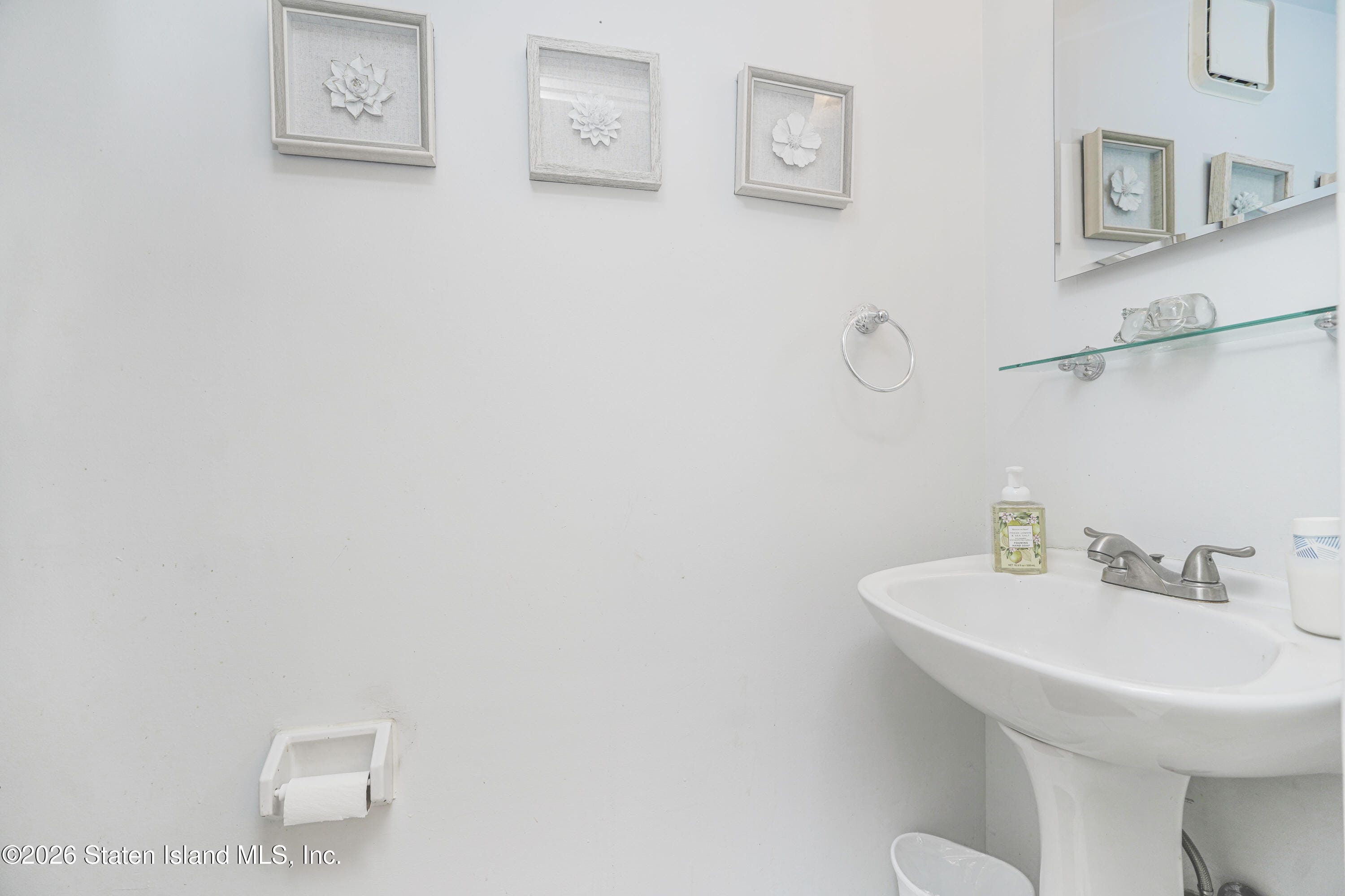 114 Everton Place, Staten Island, NY, 10312 image 17