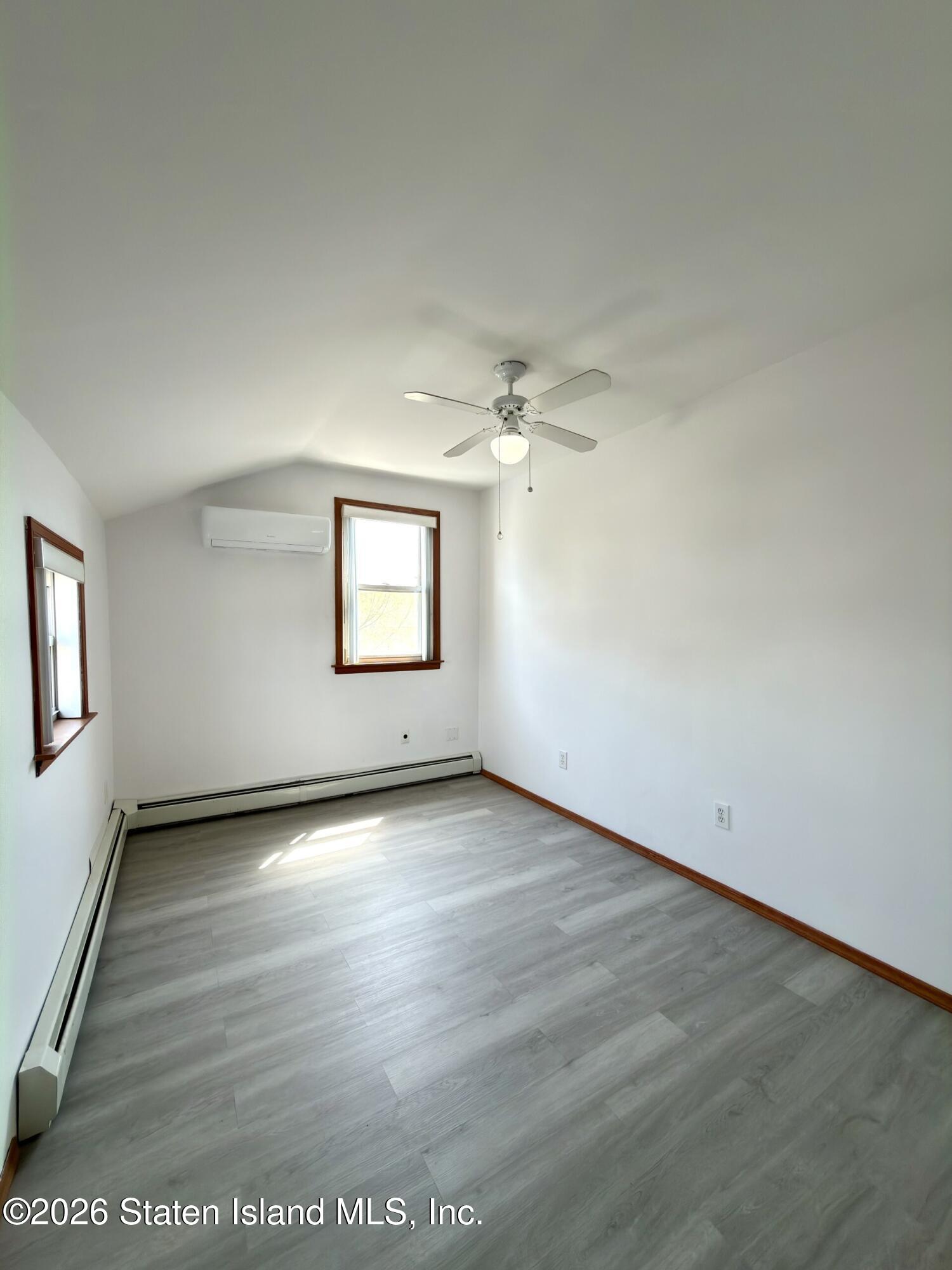 32 Linda Avenue, Staten Island, NY, 10305 image 14