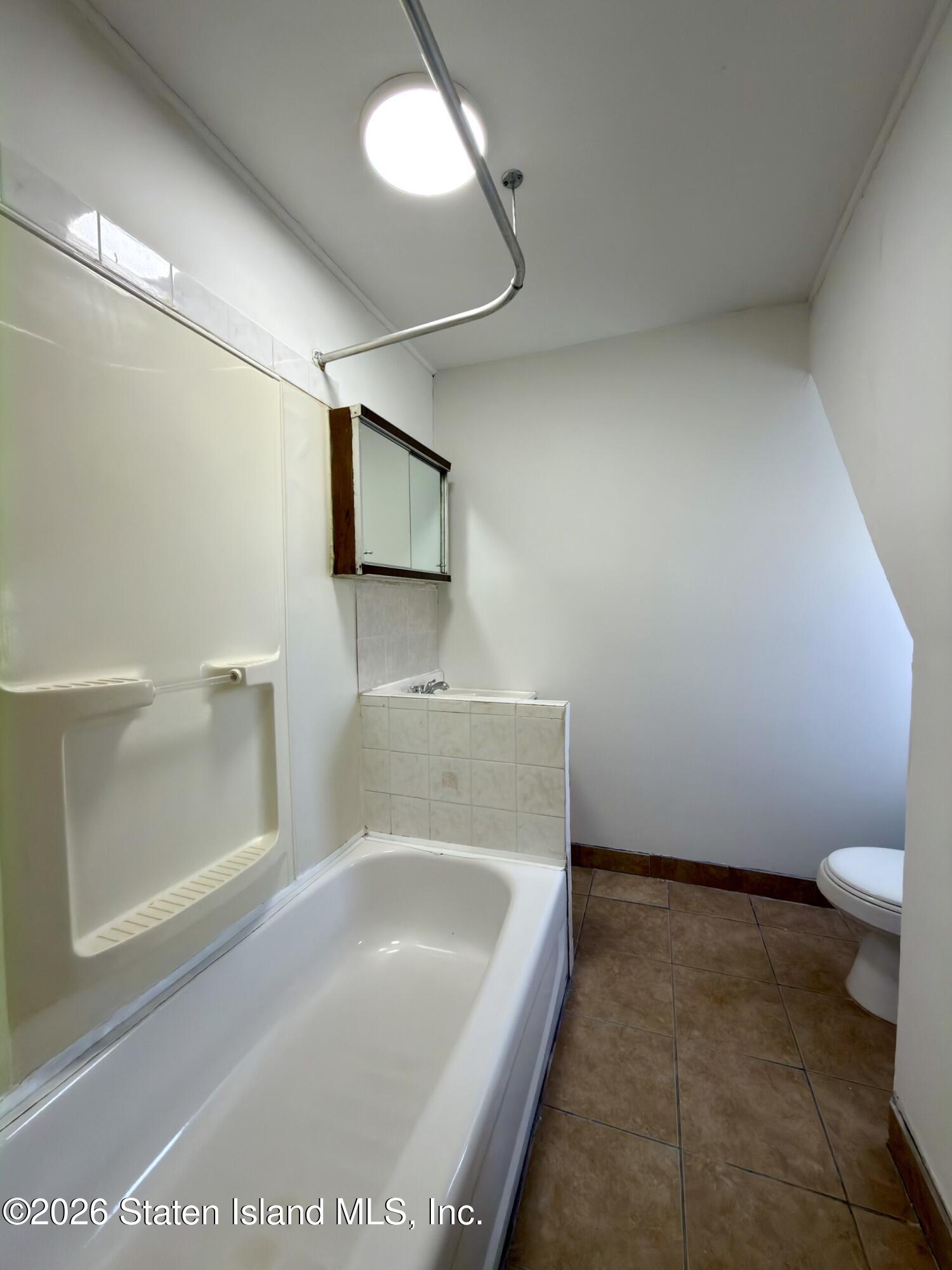 32 Linda Avenue, Staten Island, NY, 10305 image 17