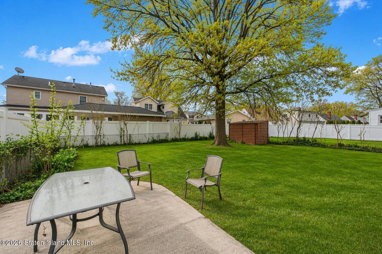 218 Thornycroft Avenue Image 4