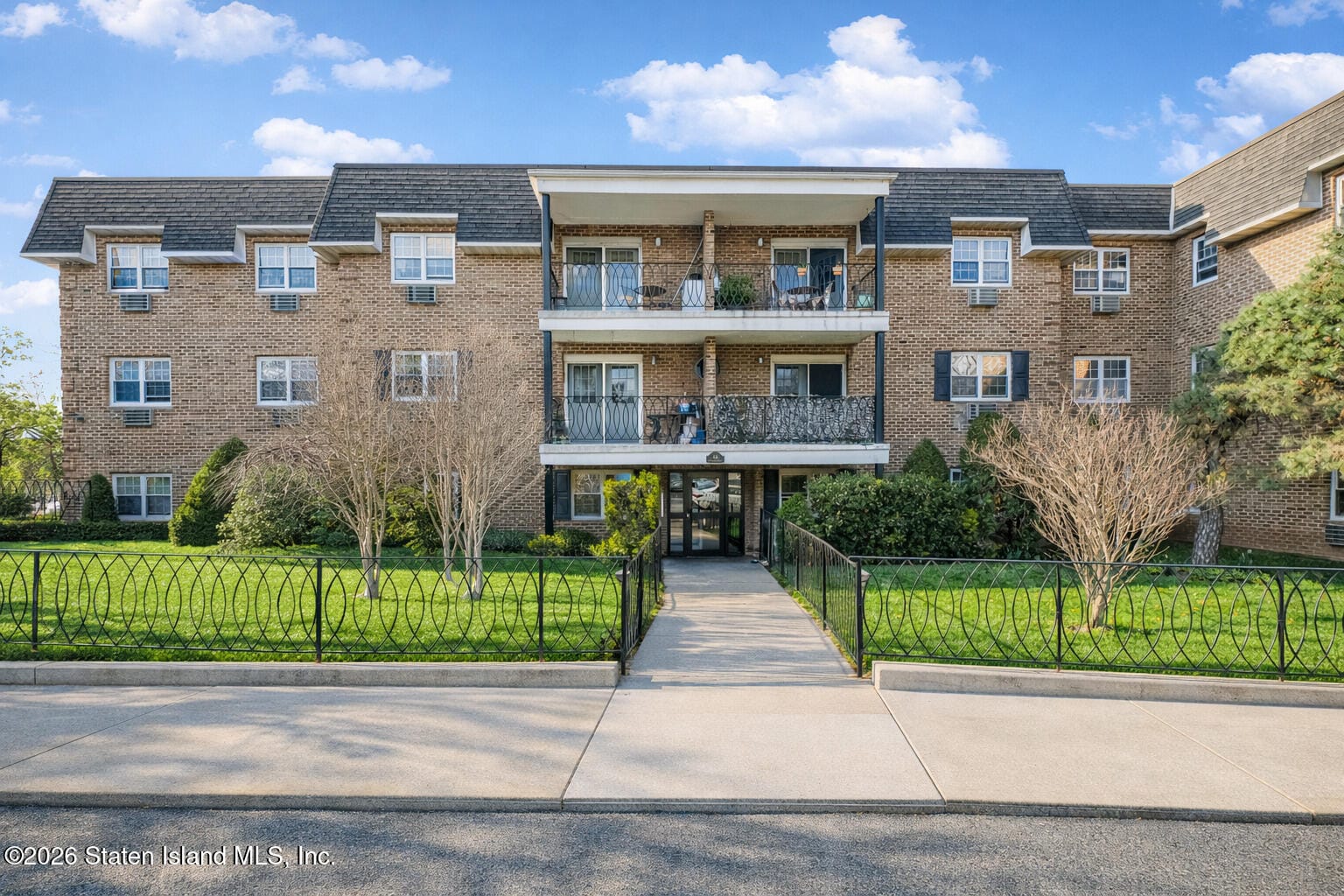 410 Maryland Avenue 3c Image 2