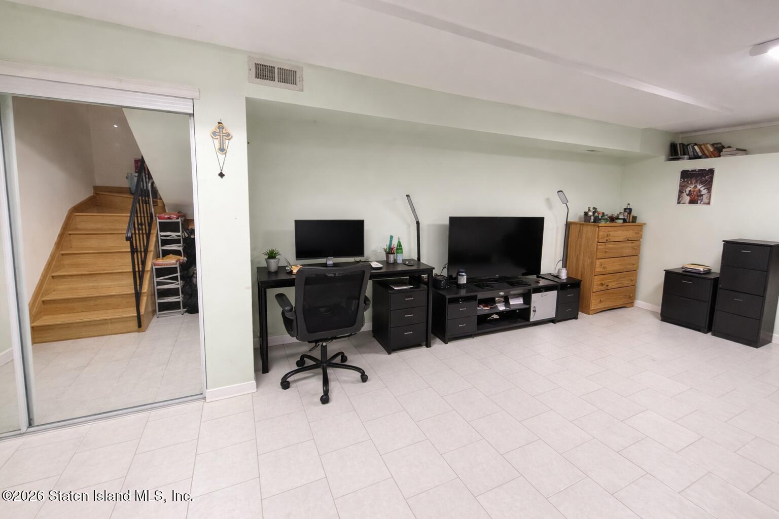 32 Hirsch Lane, Staten Island, NY, 10314 image 11