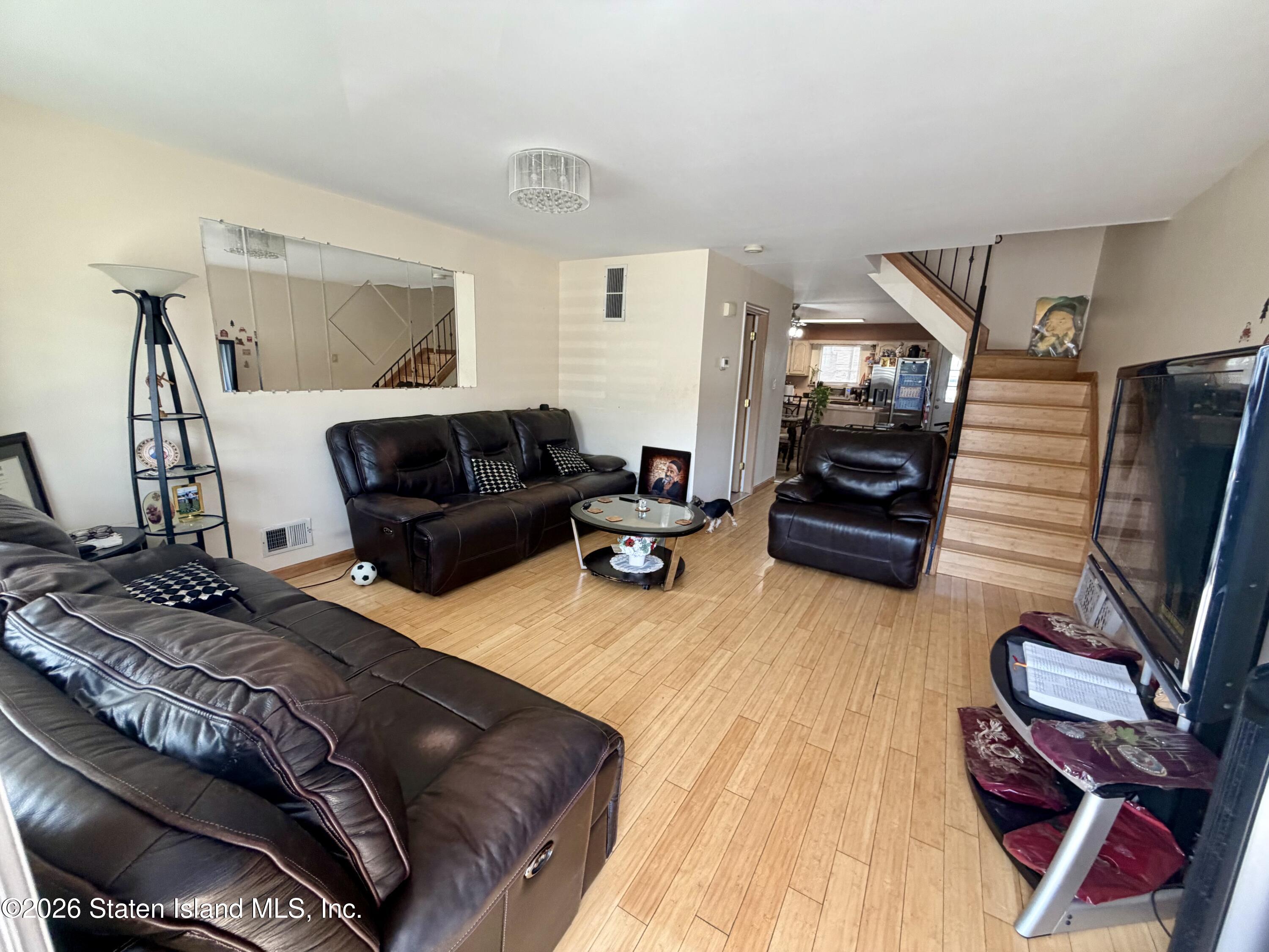 32 Hirsch Lane, Staten Island, NY, 10314 image 12