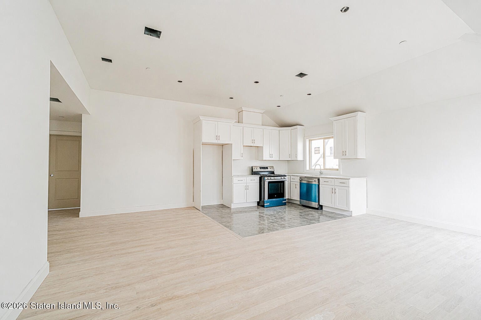 20 Church Avenue, Staten Island, NY, 10314 image 12