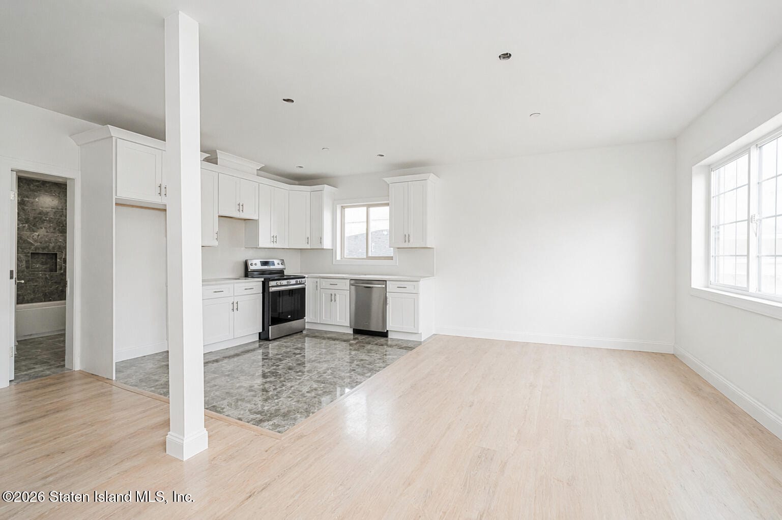 20 Church Avenue, Staten Island, NY, 10314 image 6