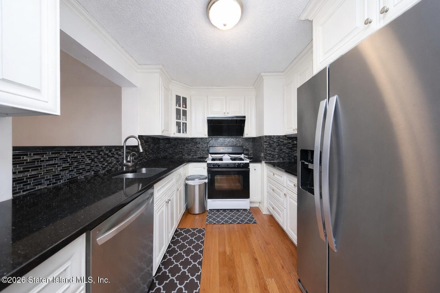 440 Ilyssa Way, Staten Island, NY, 10312 image 10