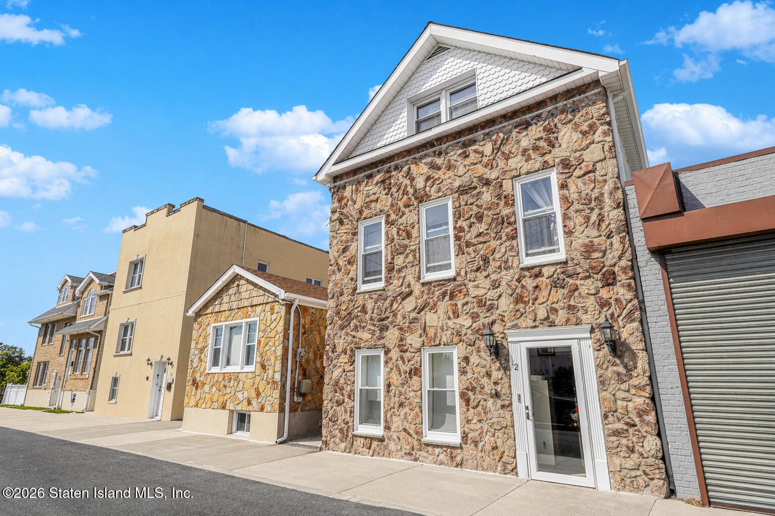 12 Balfour Street Image 2