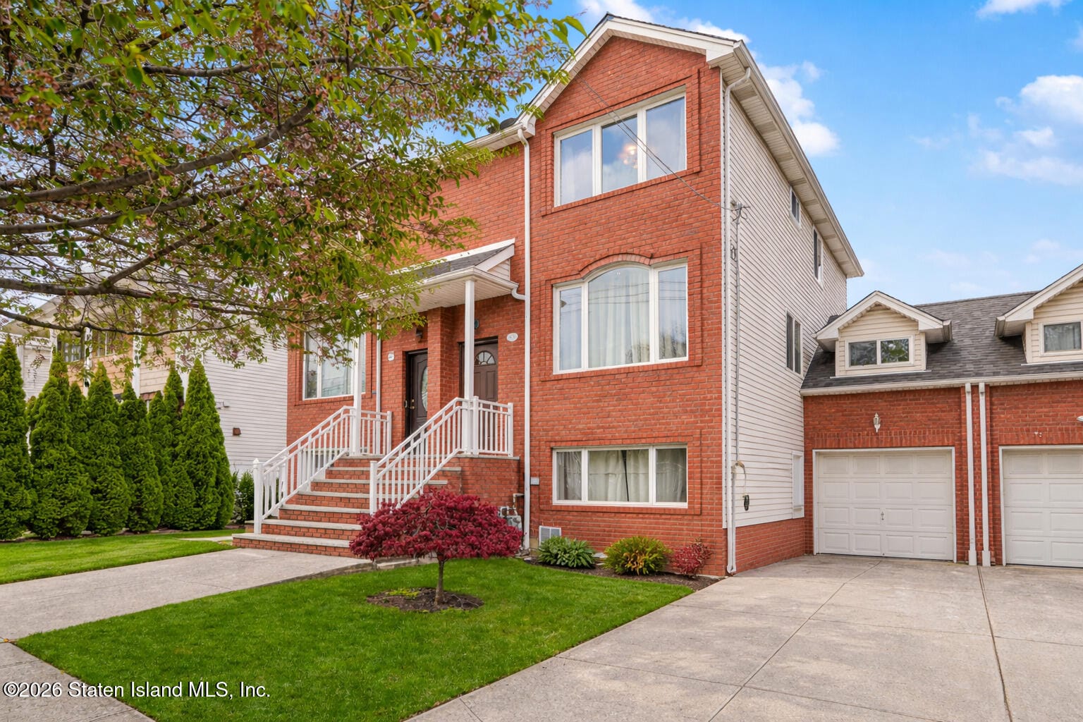 455 Bedford Avenue Image 2