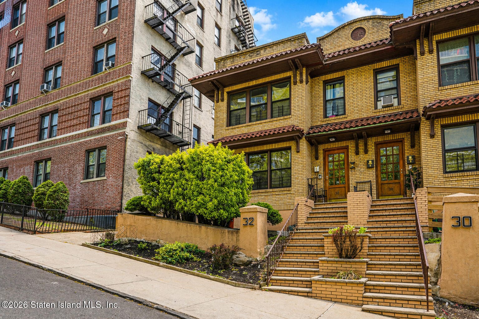 32 Nicholas Street, Staten Island, NY, 10301