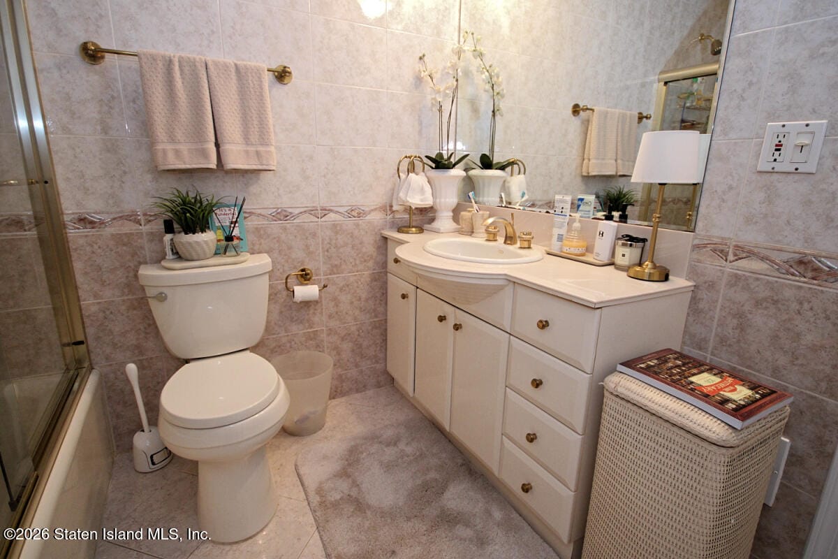 951 W Fingerboard Road, Staten Island, NY, 10304 image 15