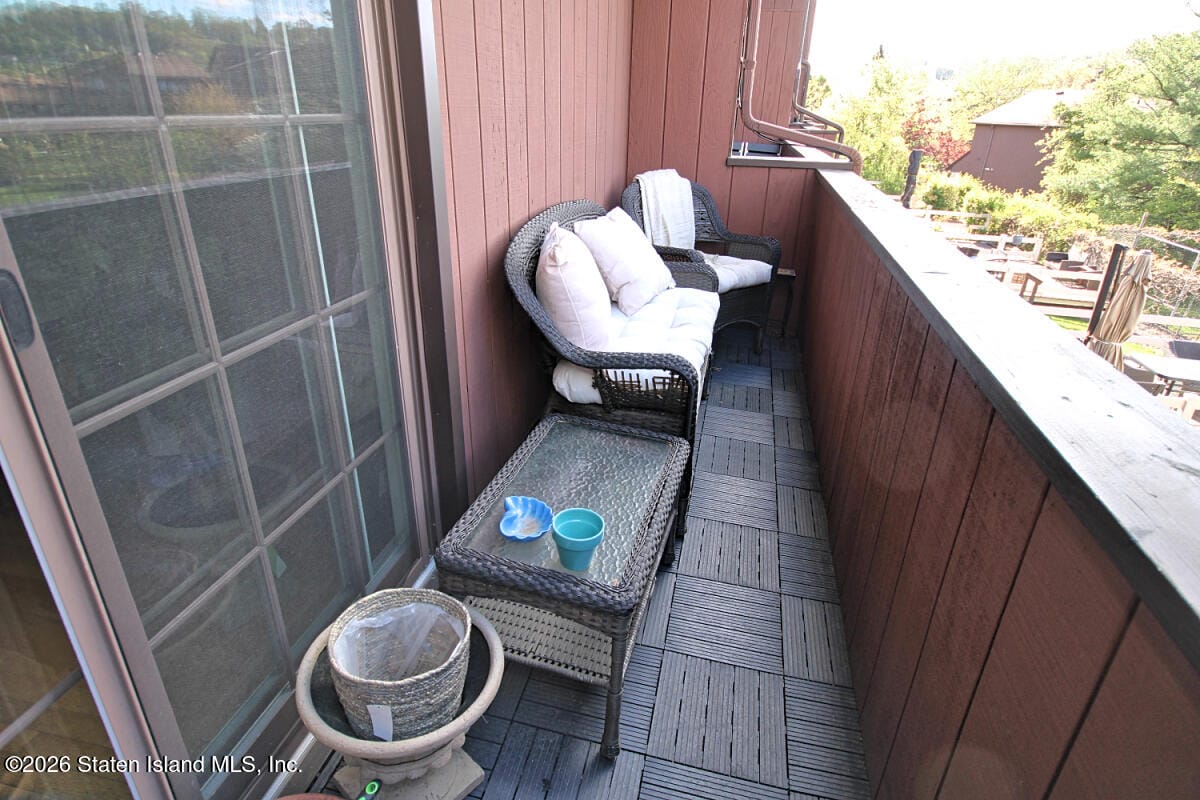 951 W Fingerboard Road, Staten Island, NY, 10304 image 29