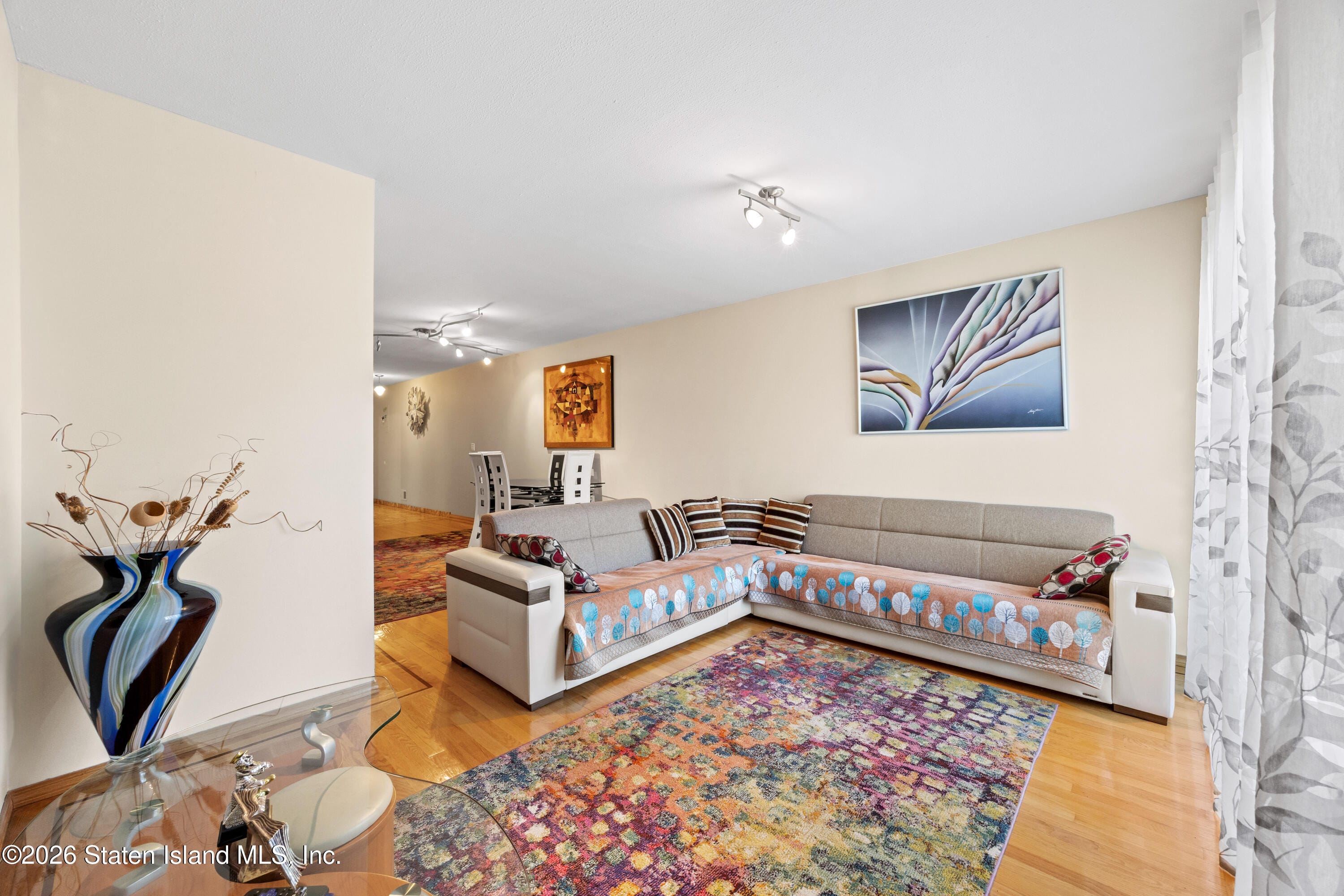 979 W Fingerboard Road, Staten Island, NY, 10304 image 7