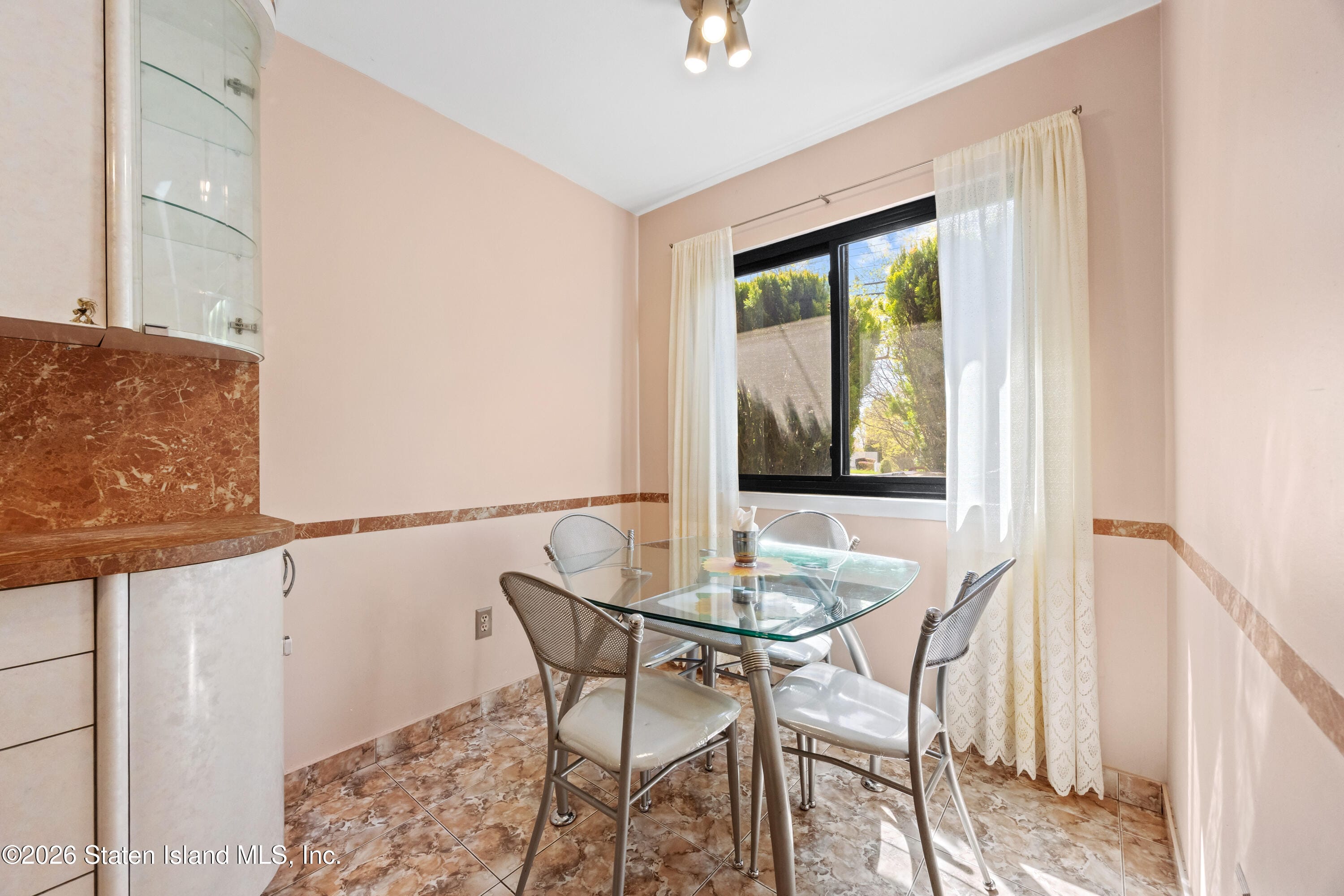 979 W Fingerboard Road, Staten Island, NY, 10304 image 17