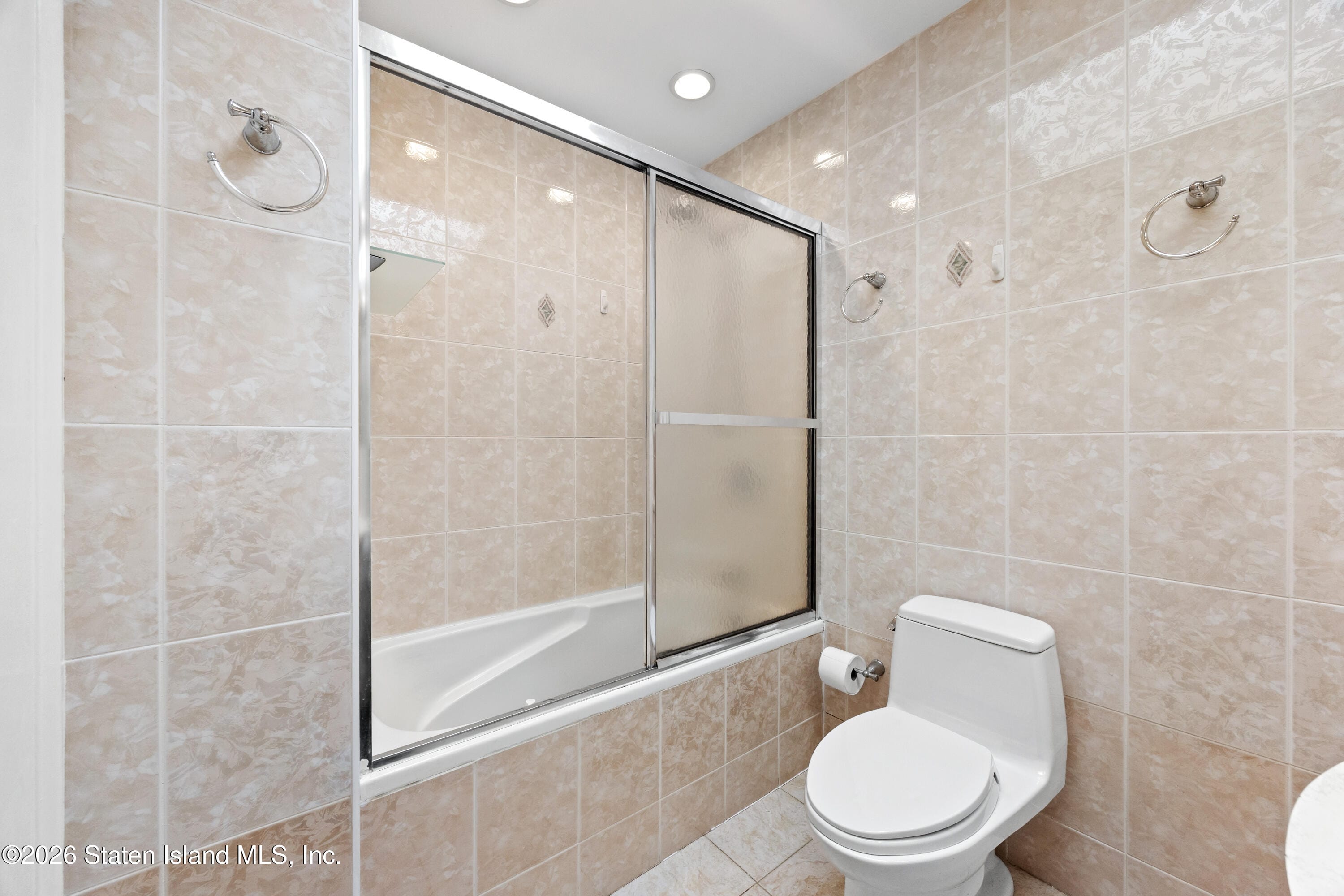 979 W Fingerboard Road, Staten Island, NY, 10304 image 25