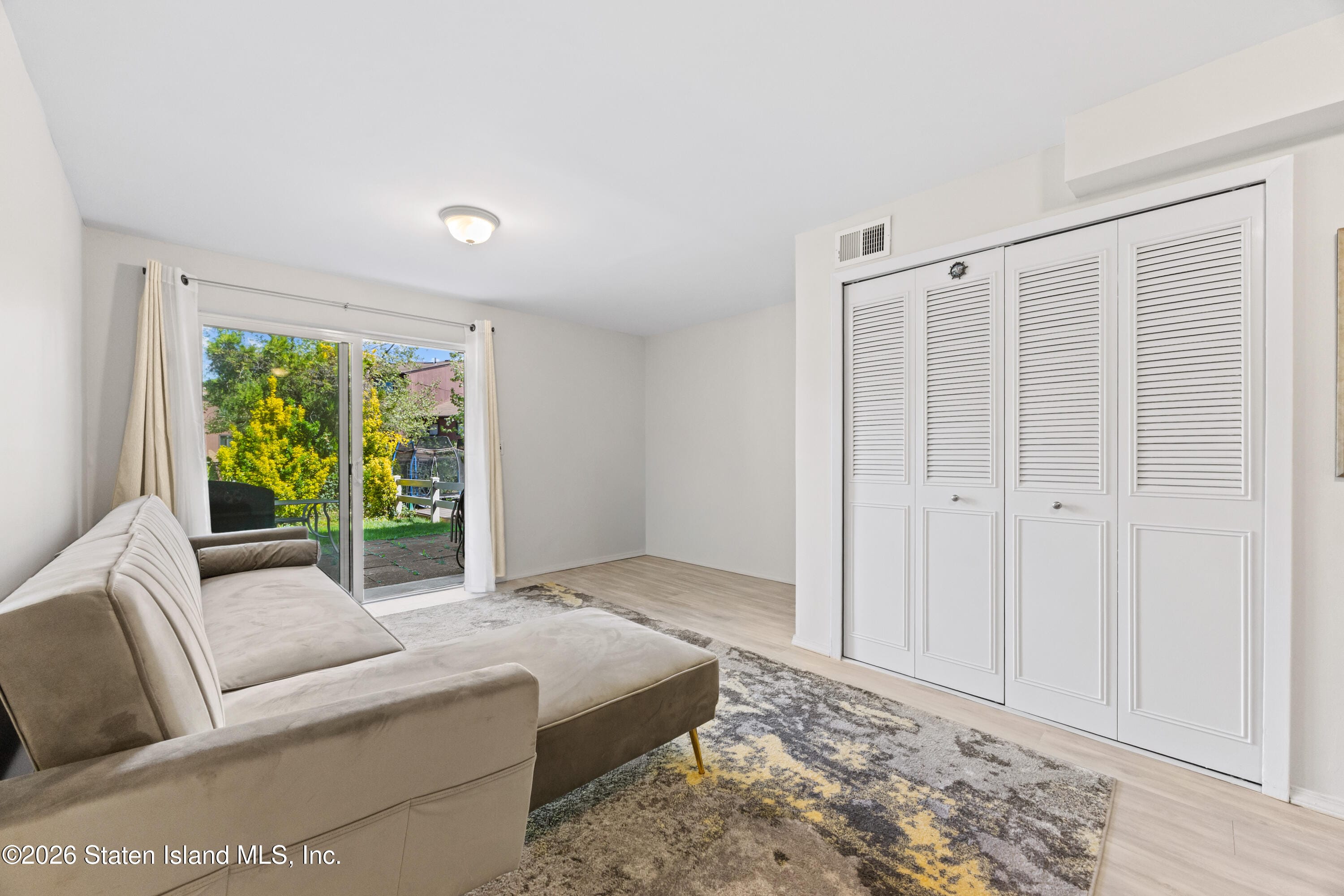 979 W Fingerboard Road, Staten Island, NY, 10304 image 35