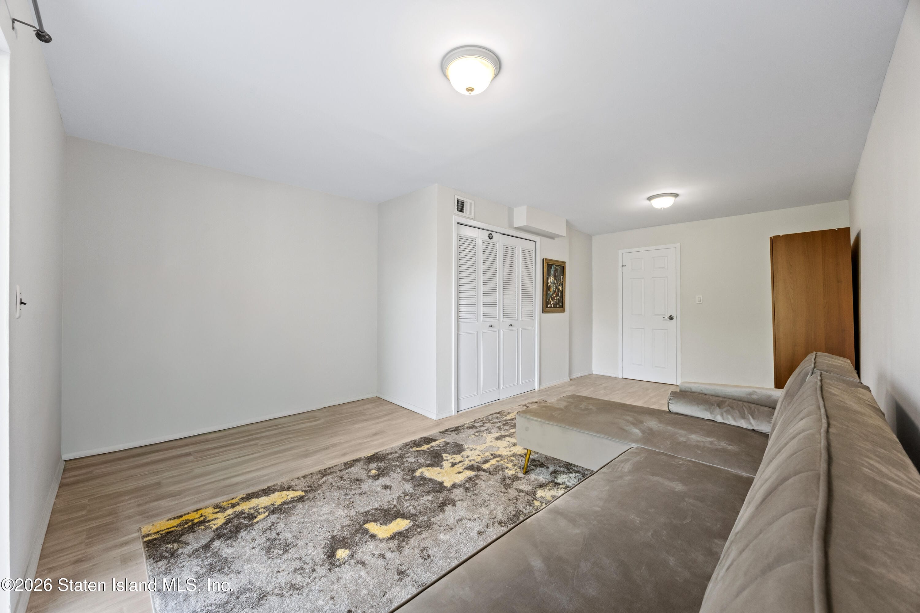 979 W Fingerboard Road, Staten Island, NY, 10304 image 37